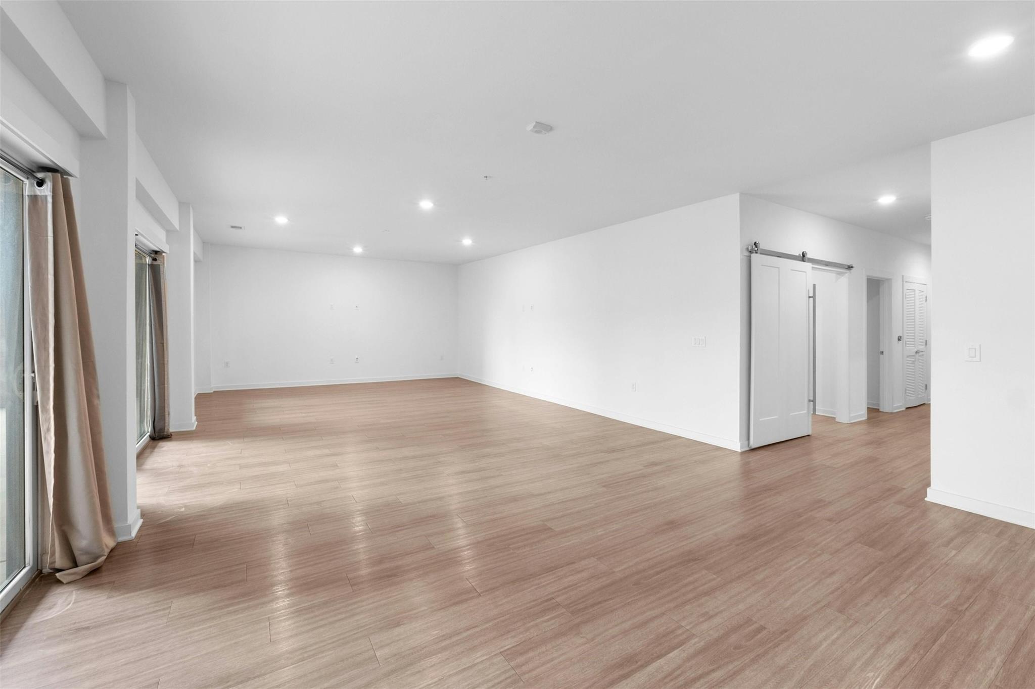 4361 S Congress Ave # 333