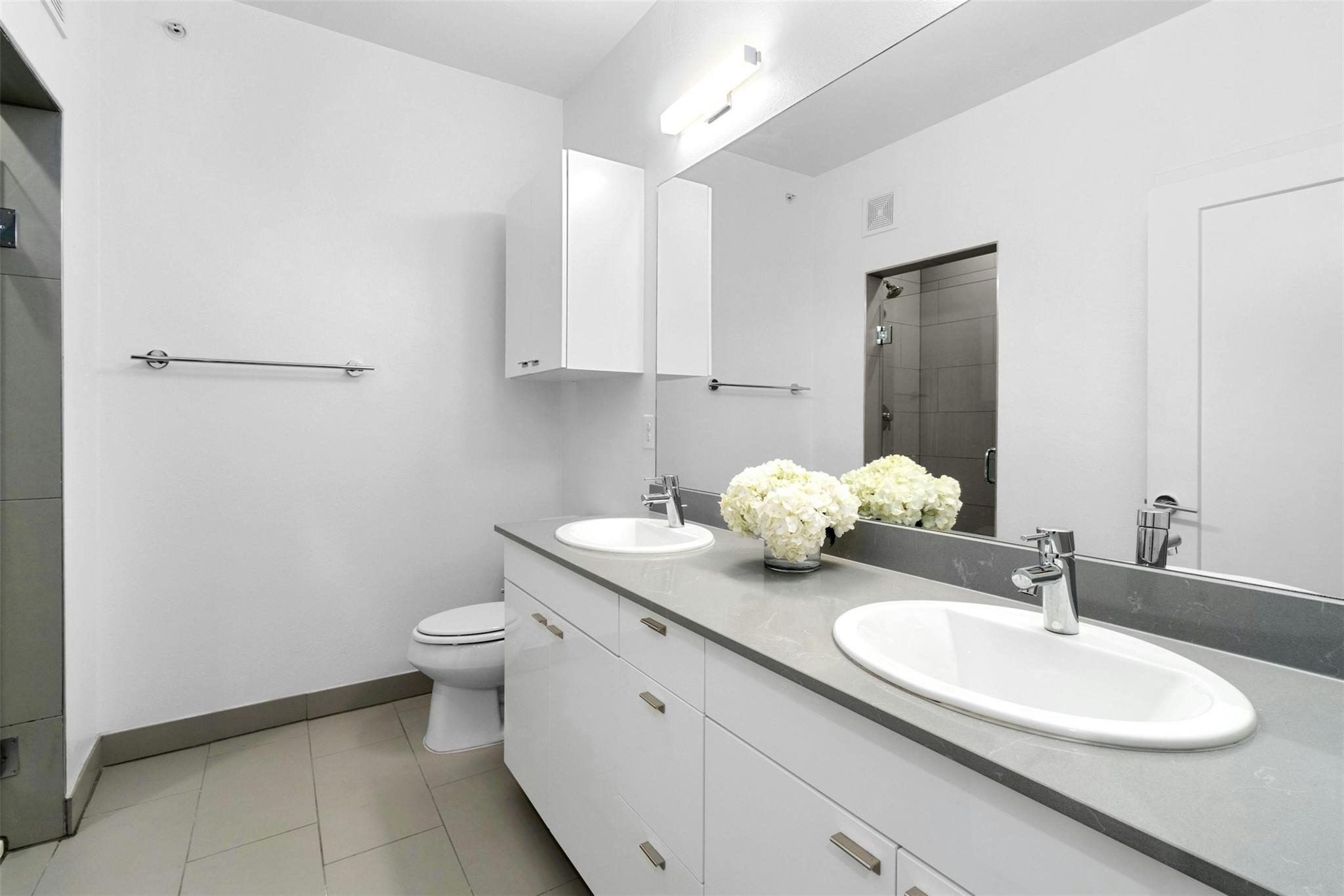 4361 S Congress Ave # 333