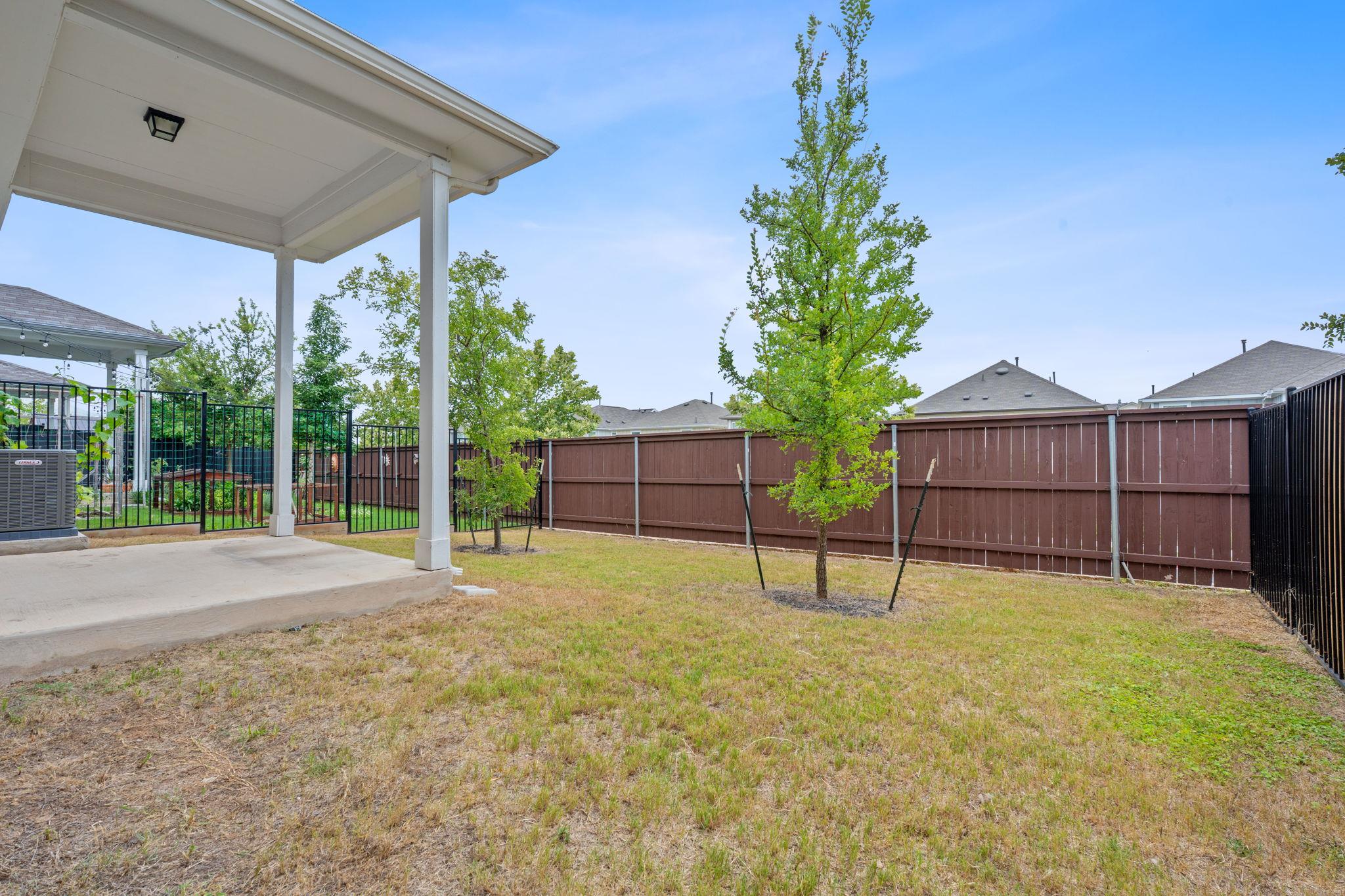 1213 Devon Stetson PL