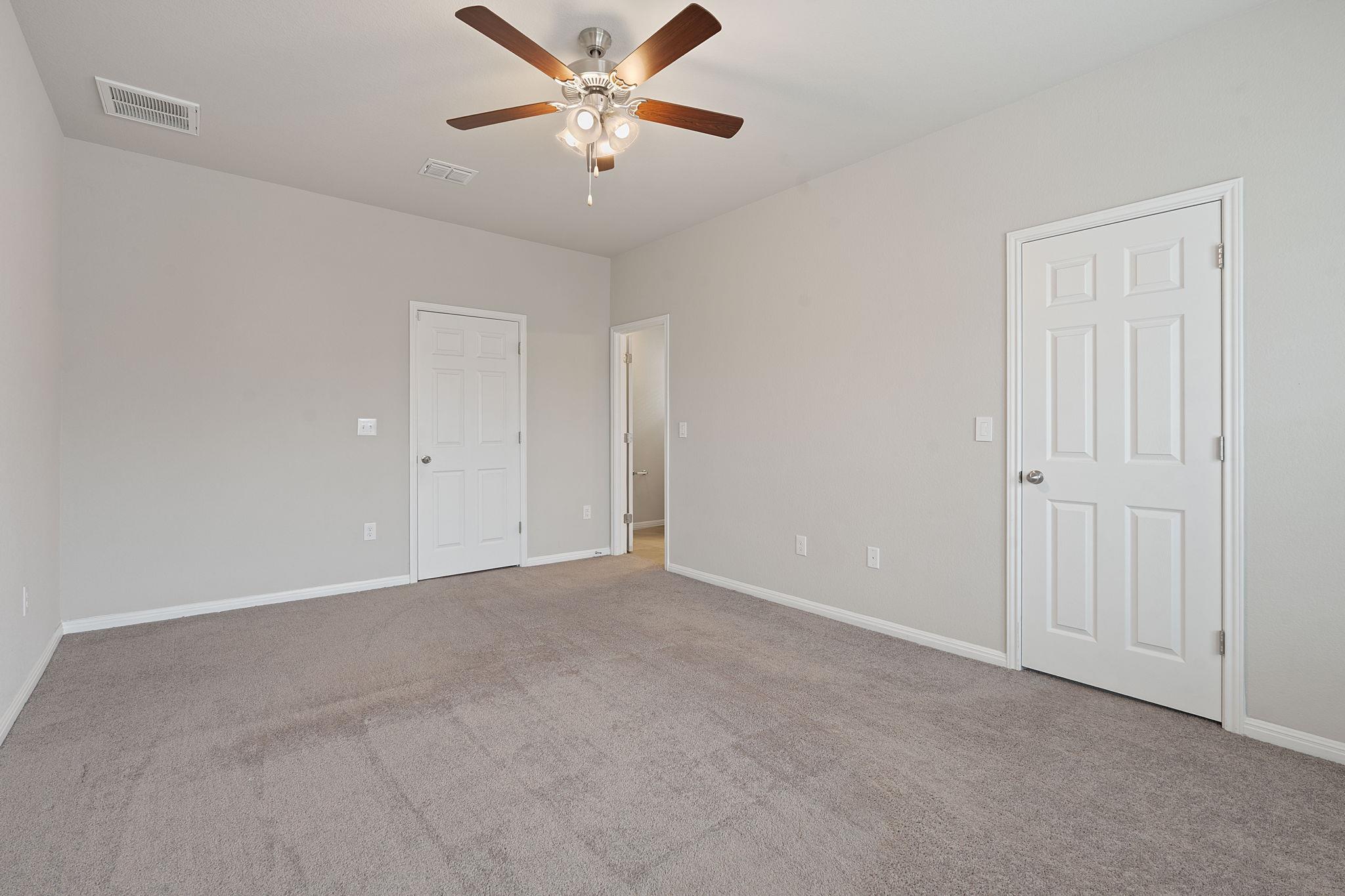 1213 Devon Stetson PL