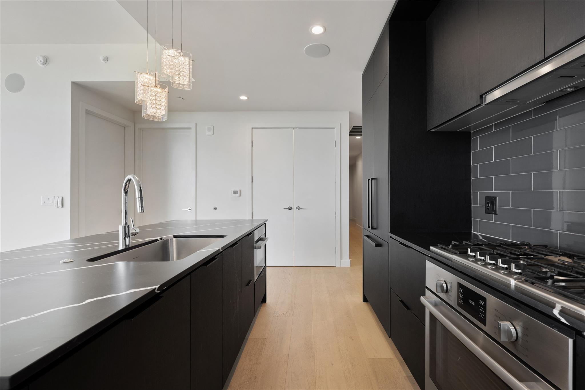 44 East Ave # 2307