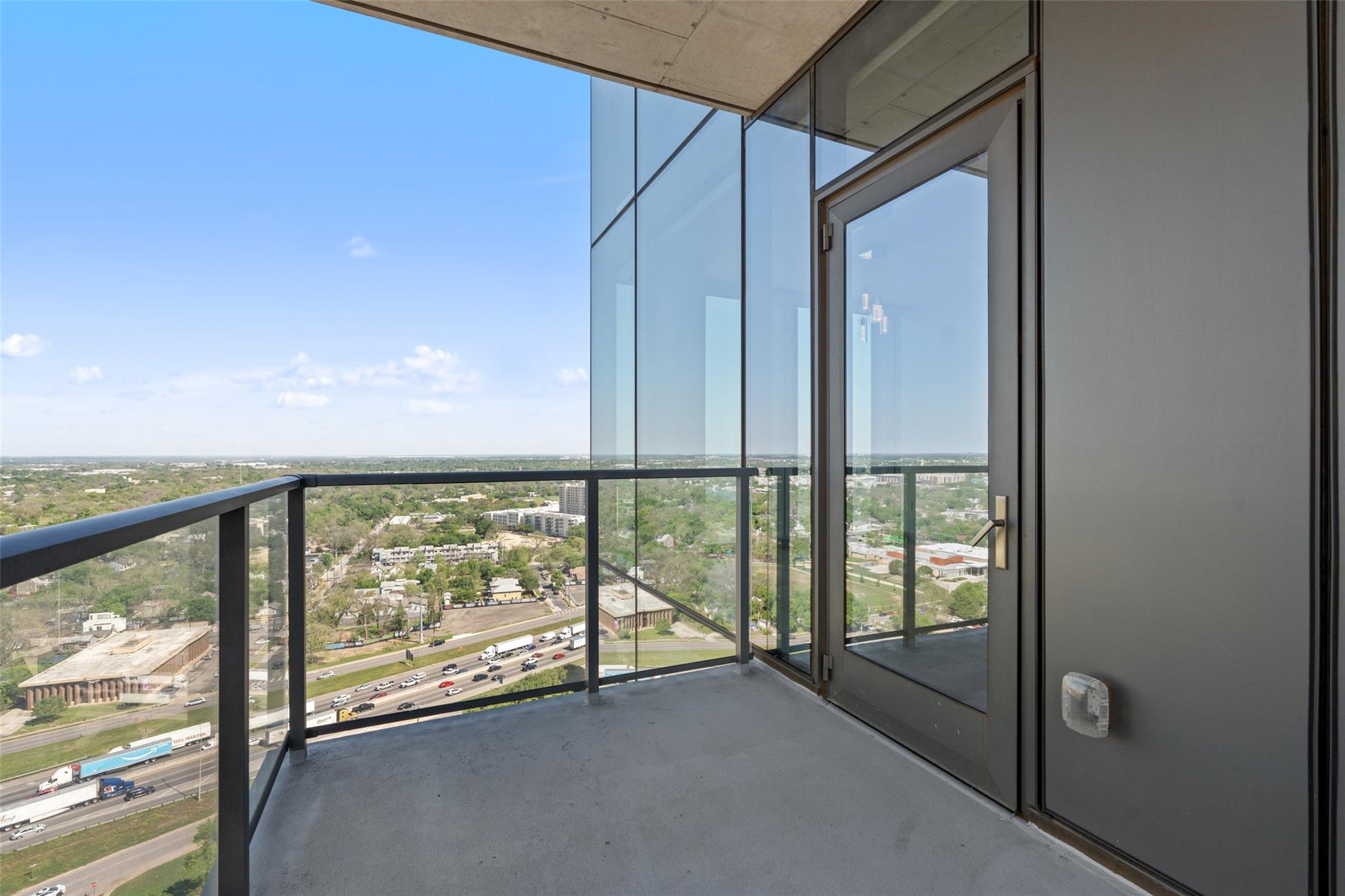 44 East Ave # 2307