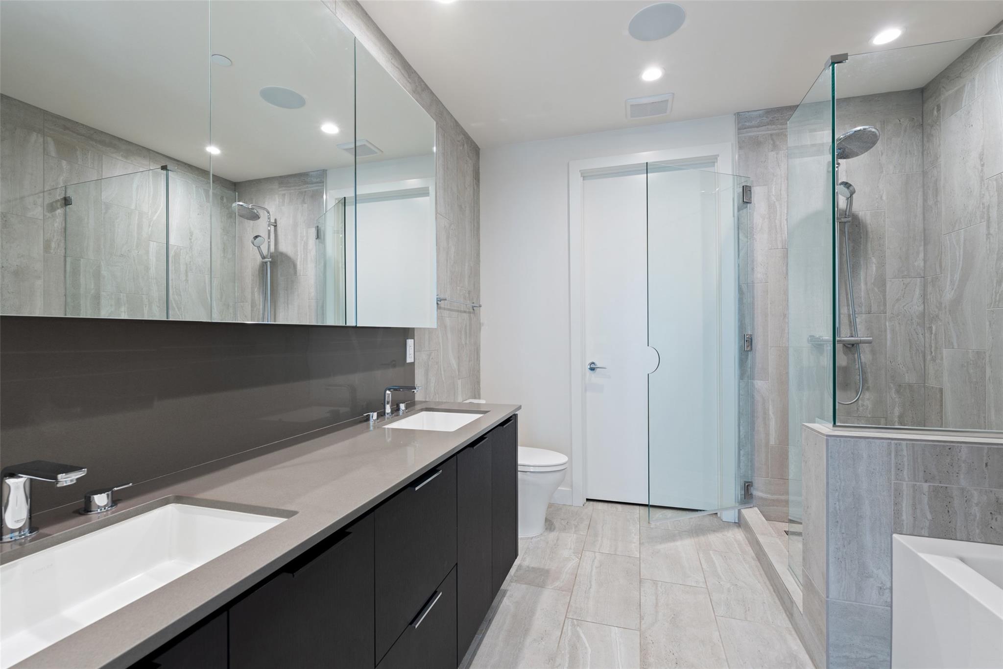 44 East Ave # 2307