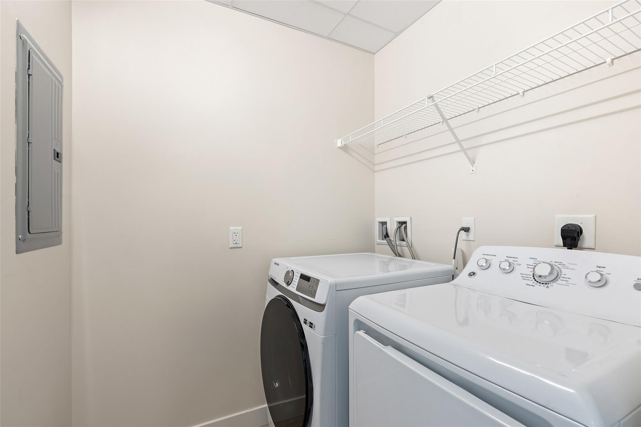 44 East Ave # 2307