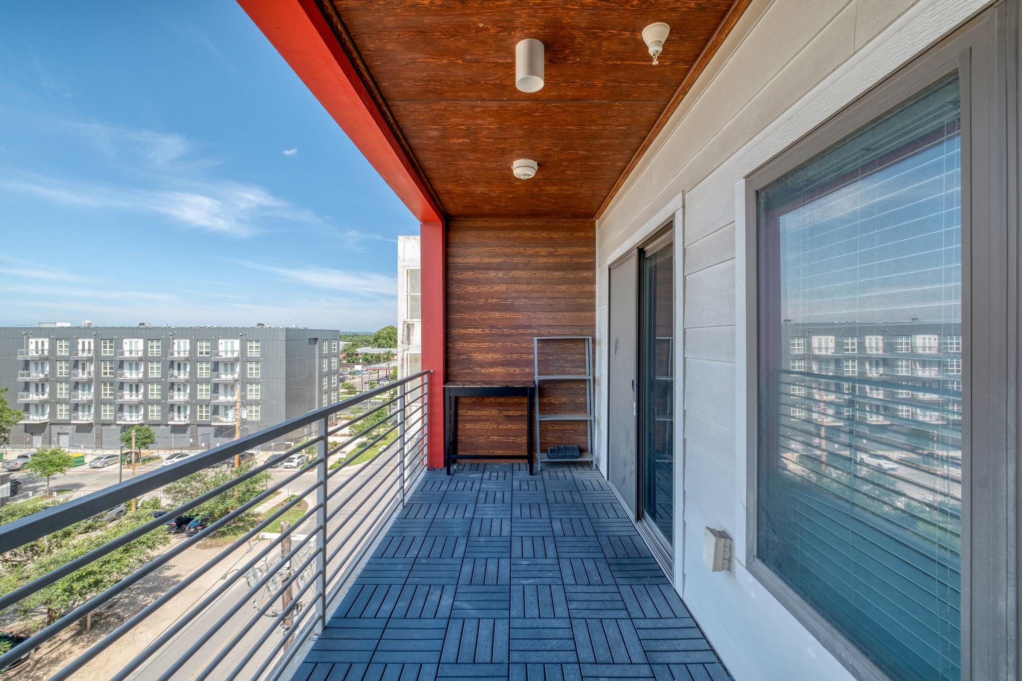 4361 S Congress Ave # 527