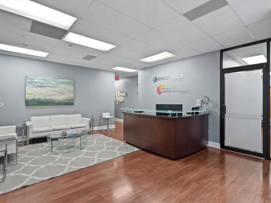 11675 Jollyville RD Unit: 2