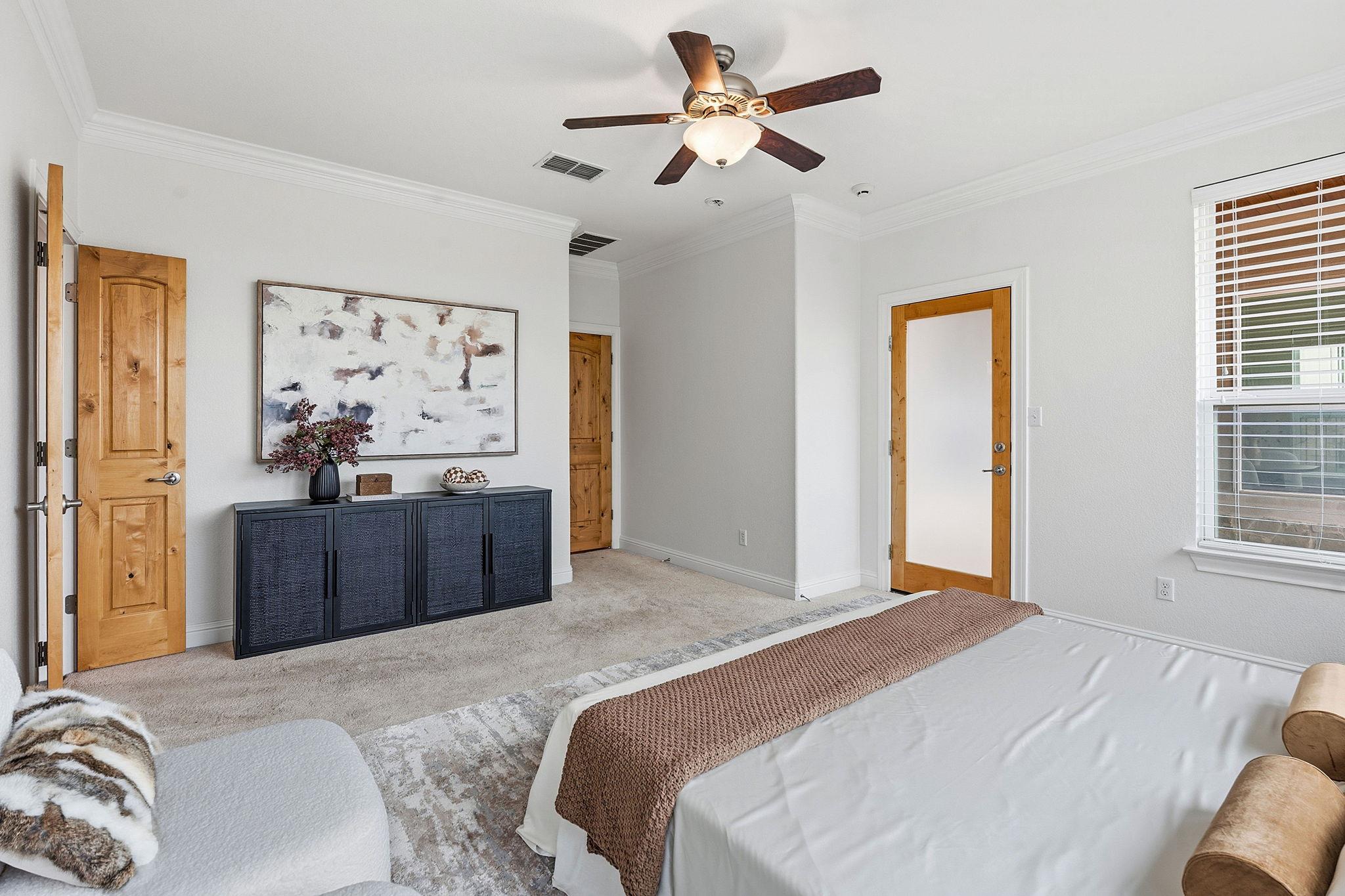 9205 Villa Norte DR