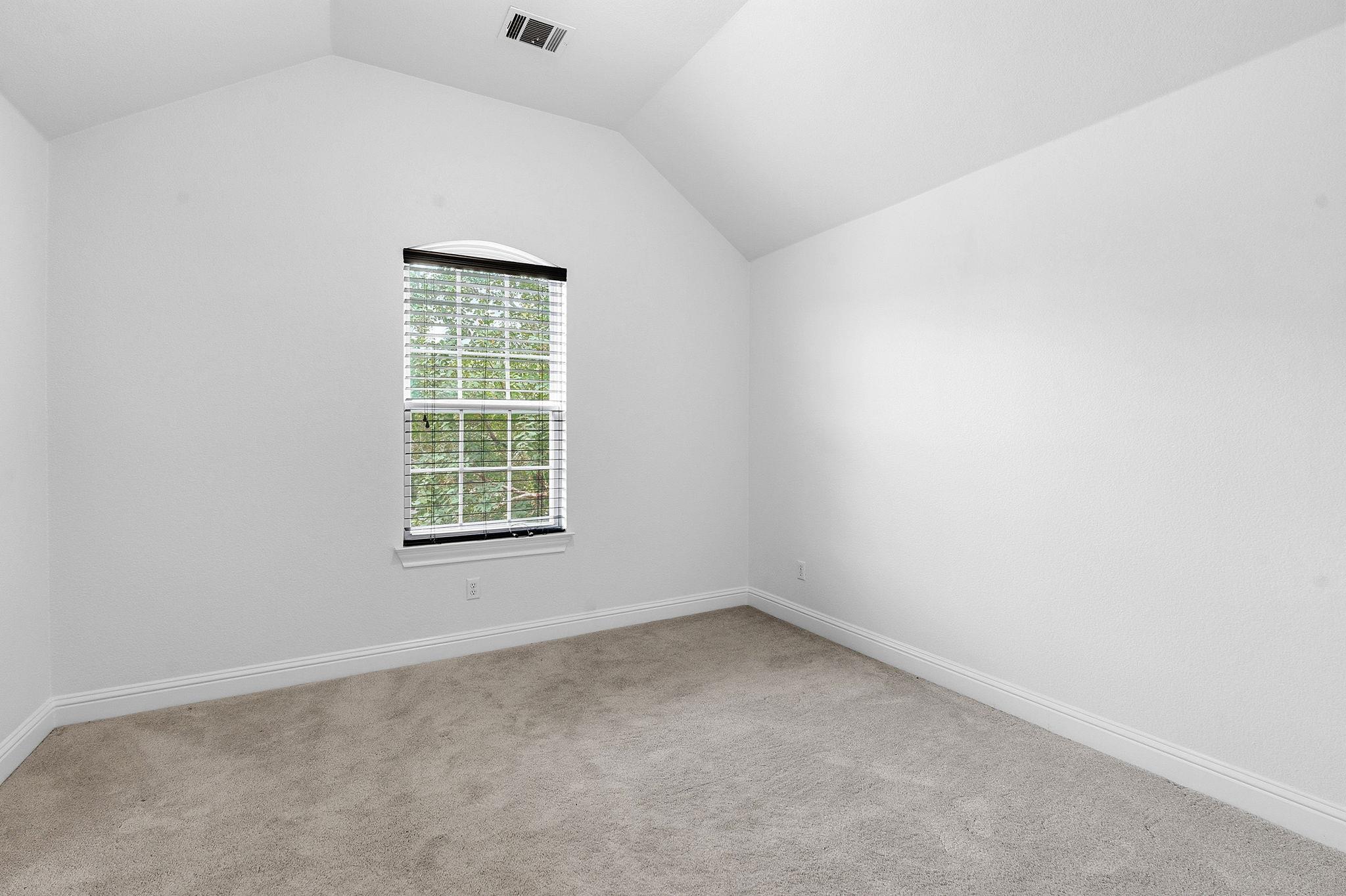 9205 Villa Norte DR