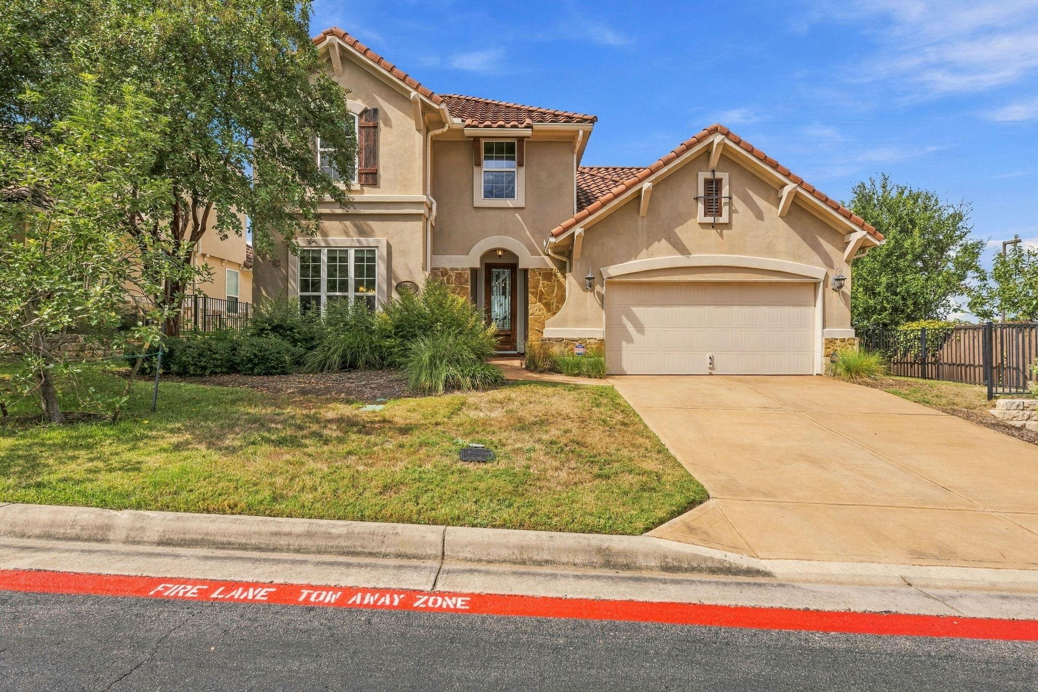 9205 Villa Norte DR