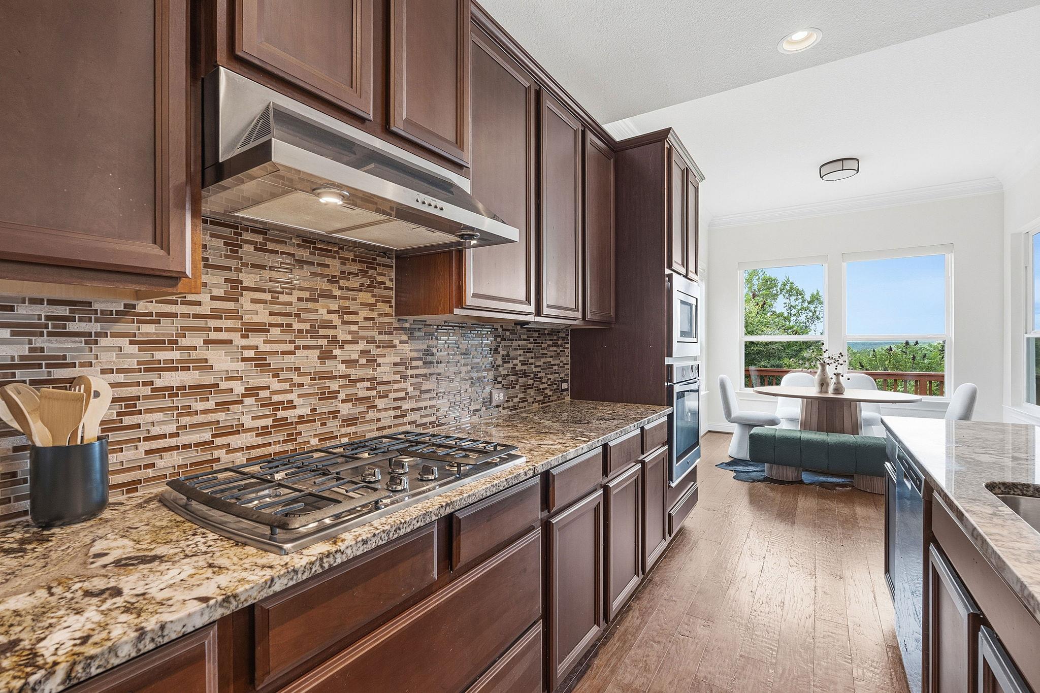 9205 Villa Norte DR
