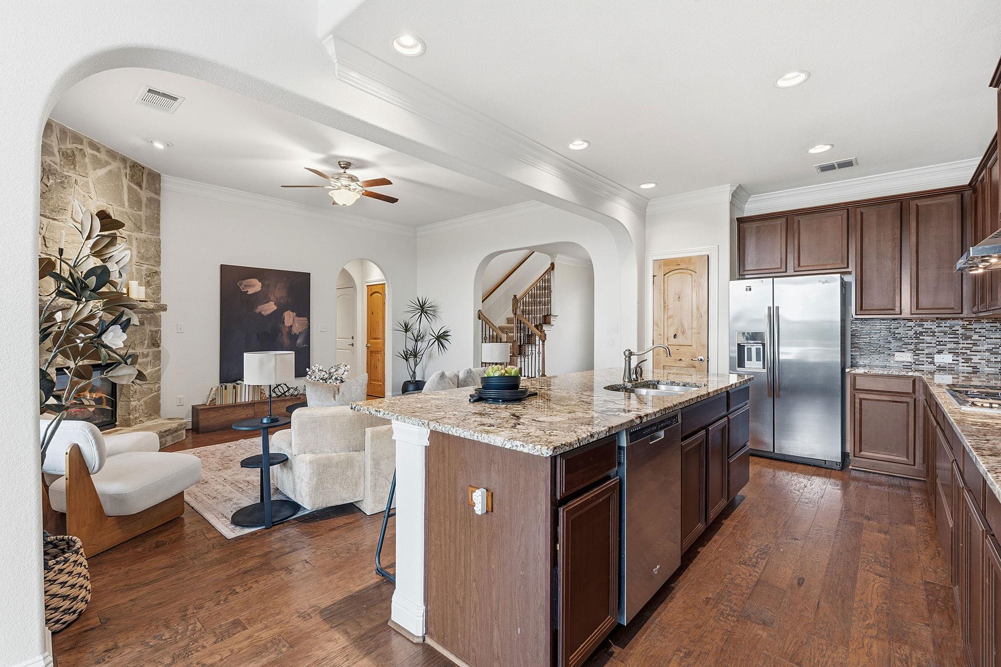 9205 Villa Norte DR