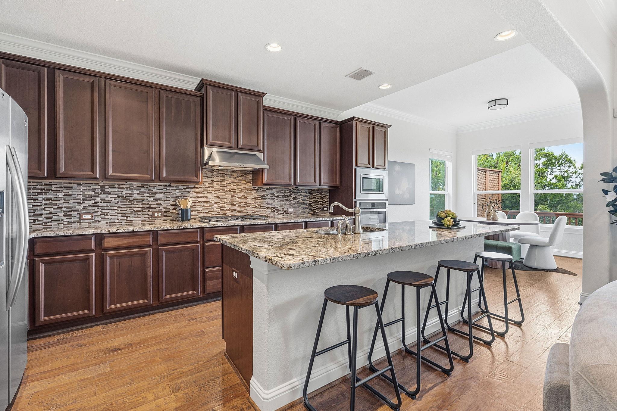 9205 Villa Norte DR