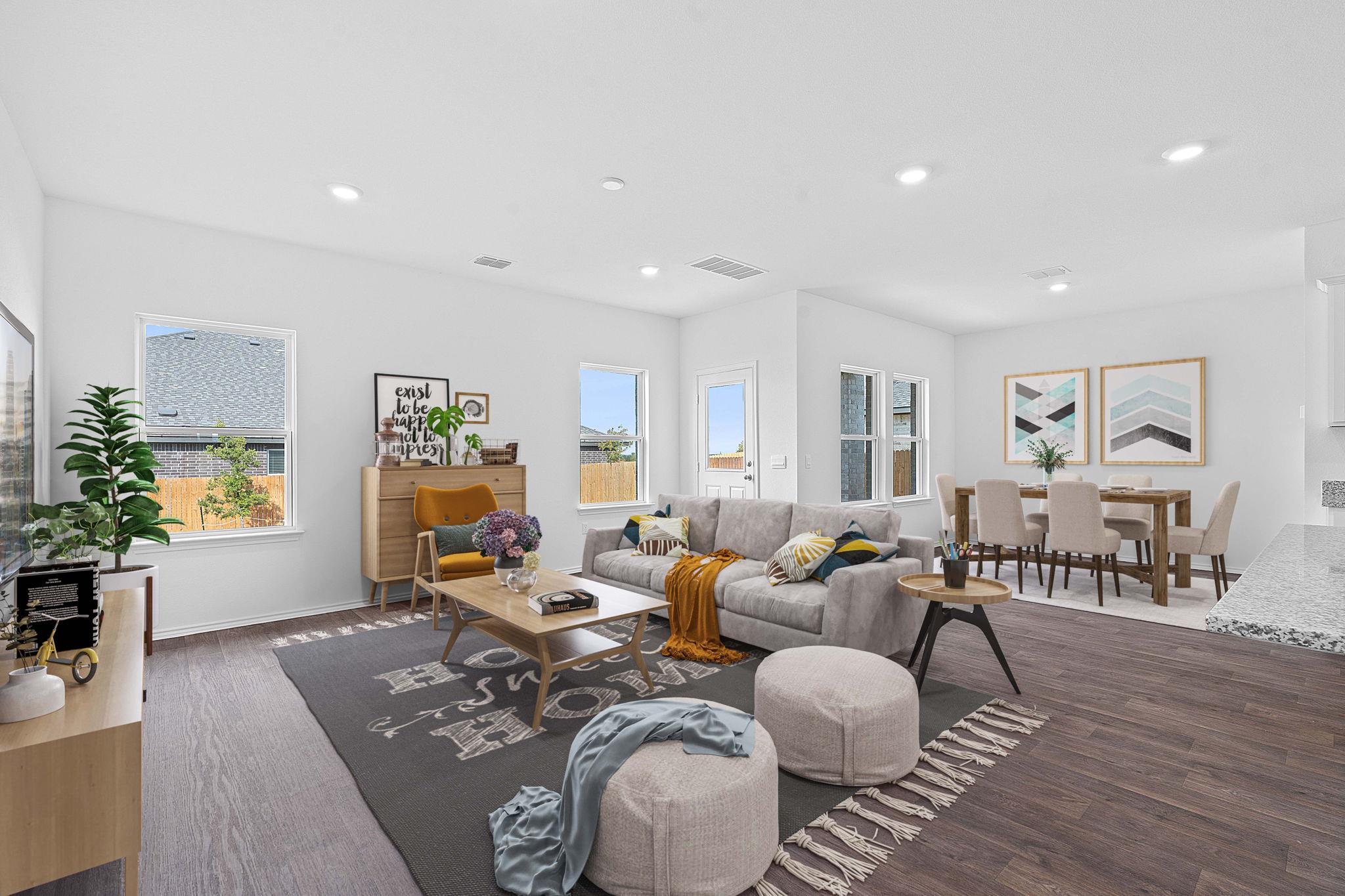 18500-B Empire PATH, Manor