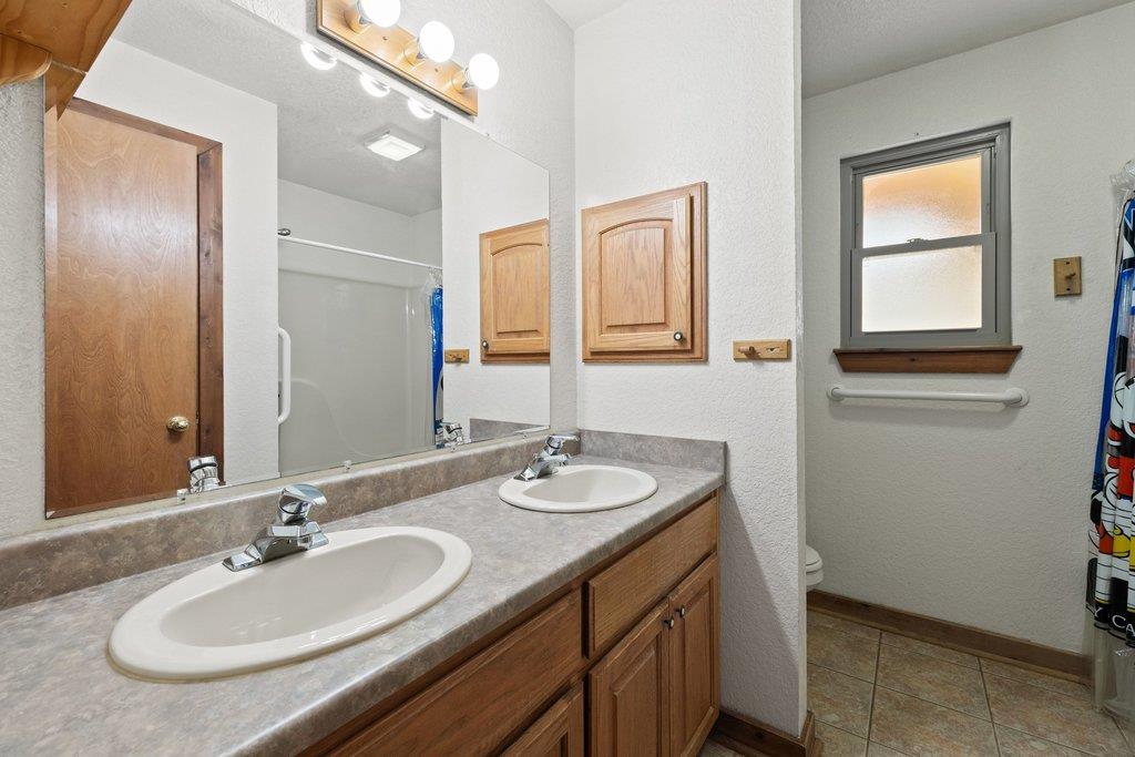 136 Philly CT