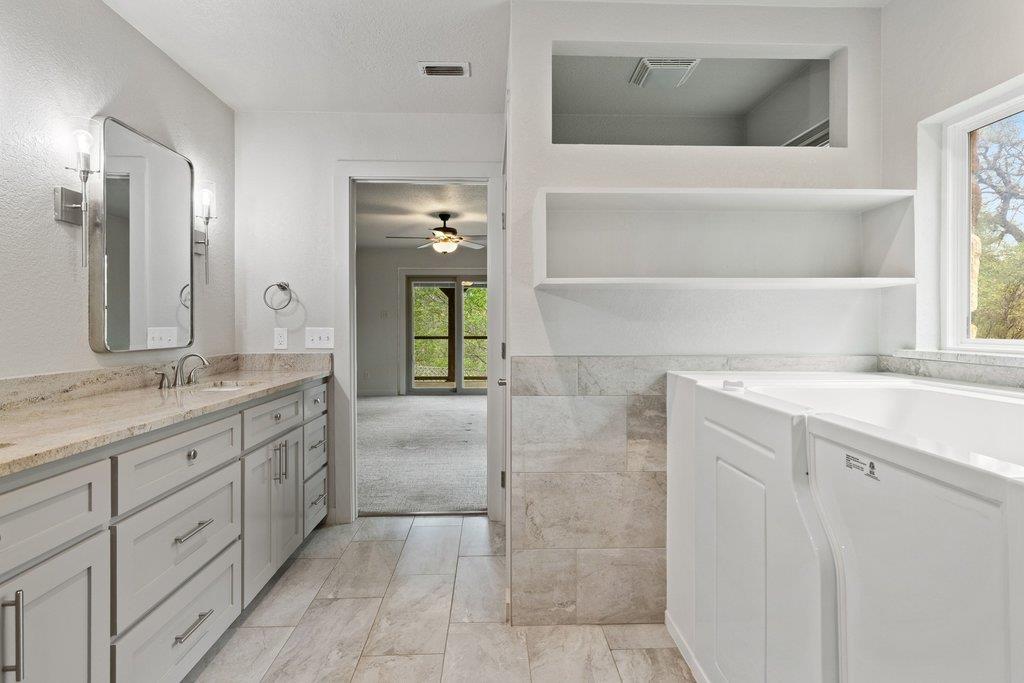 136 Philly CT