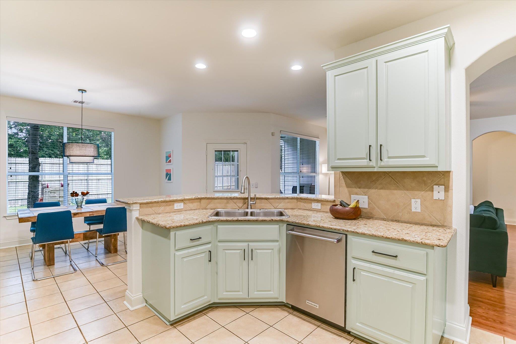 6109 York Bridge CIR