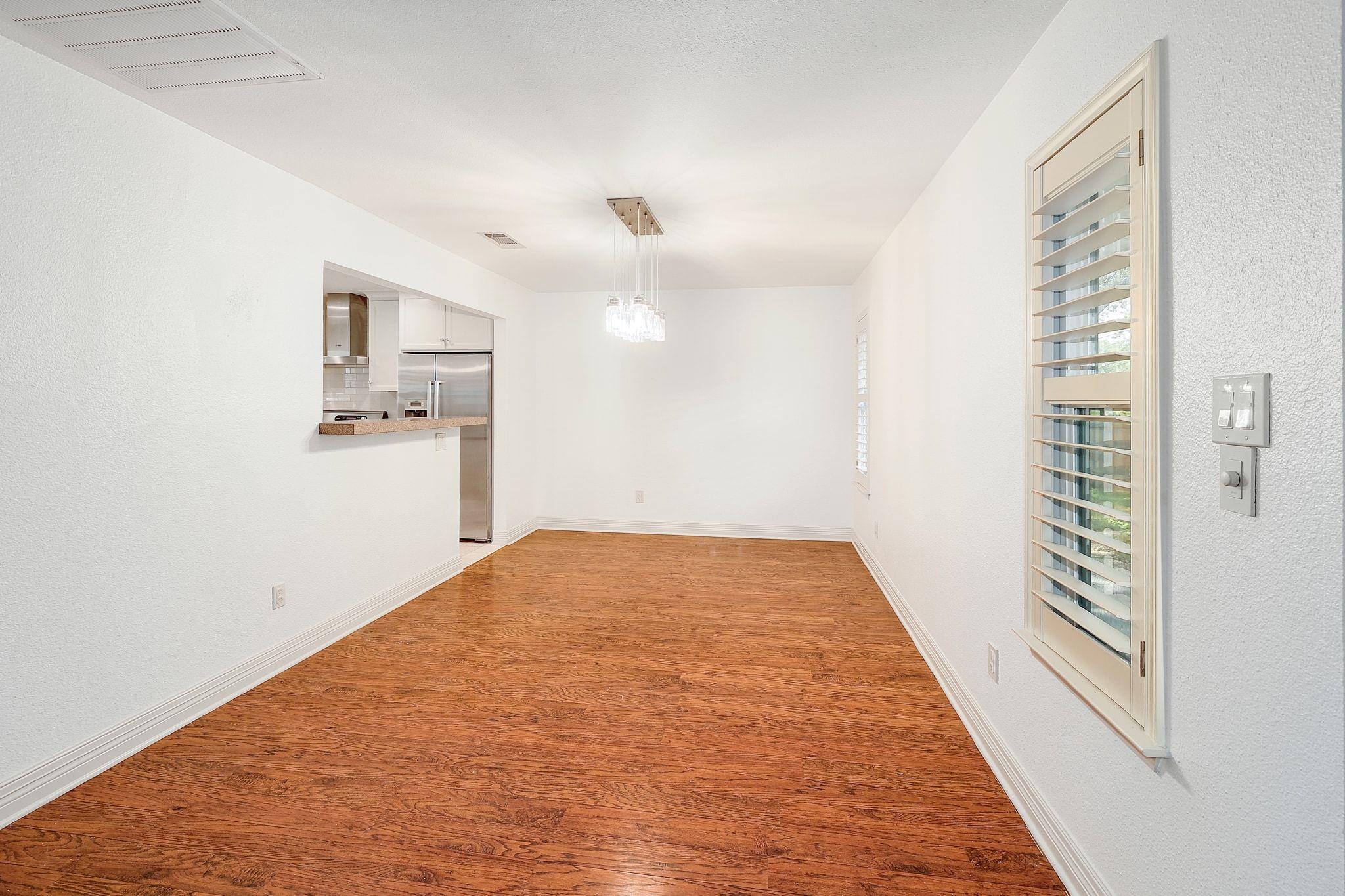 3601 Peregrine Falcon DR