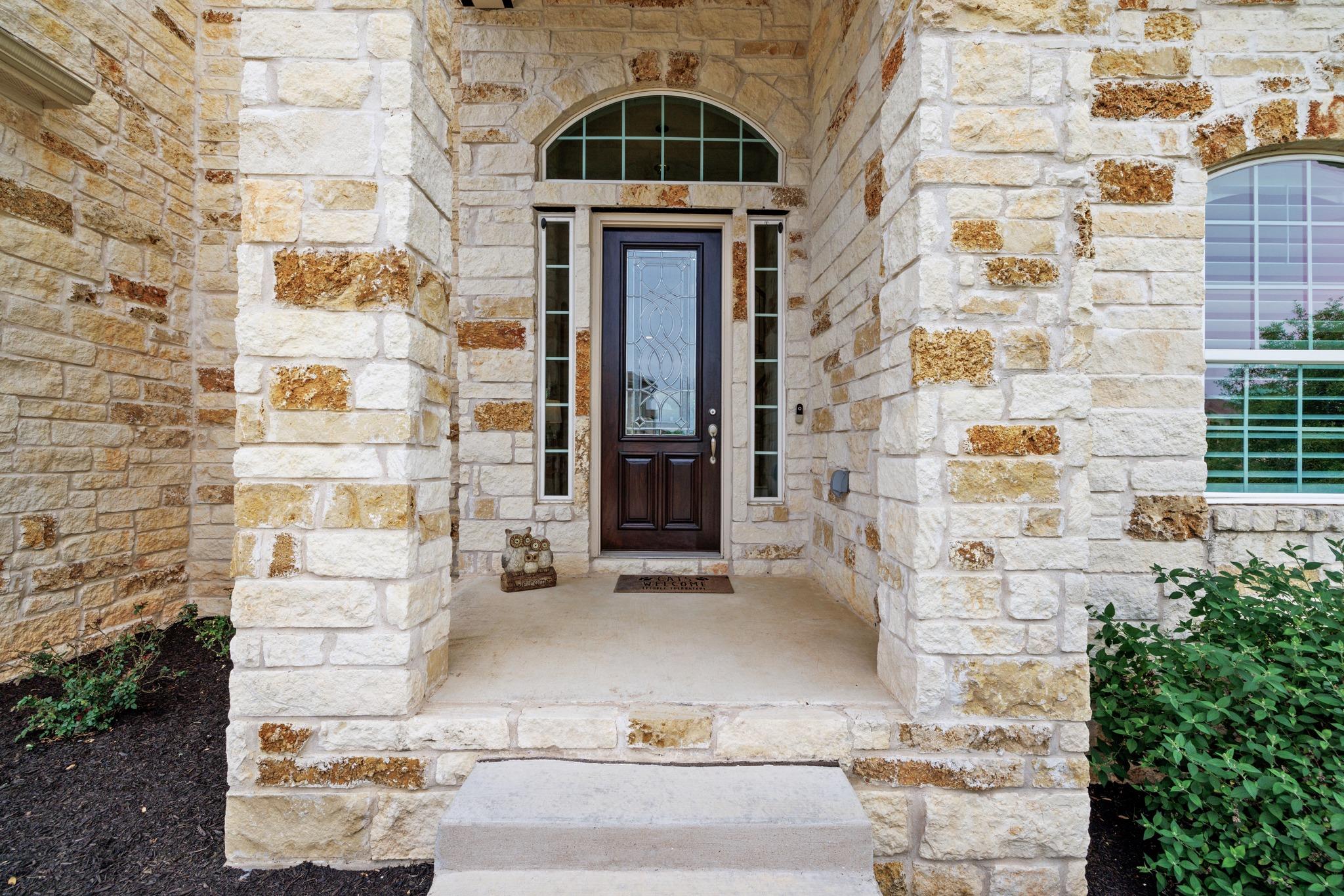 3914 Logan Ridge DR