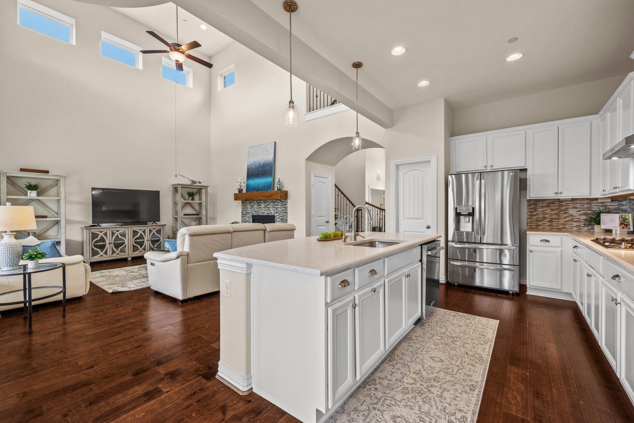 3914 Logan Ridge DR