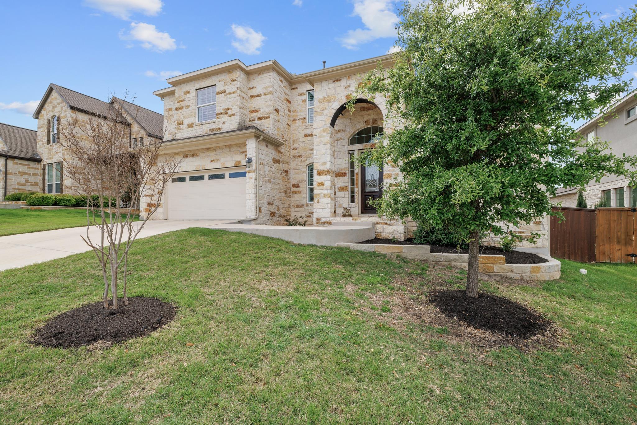 3914 Logan Ridge DR