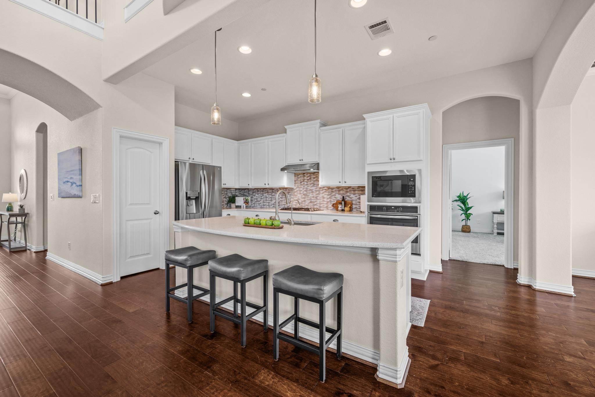 3914 Logan Ridge DR