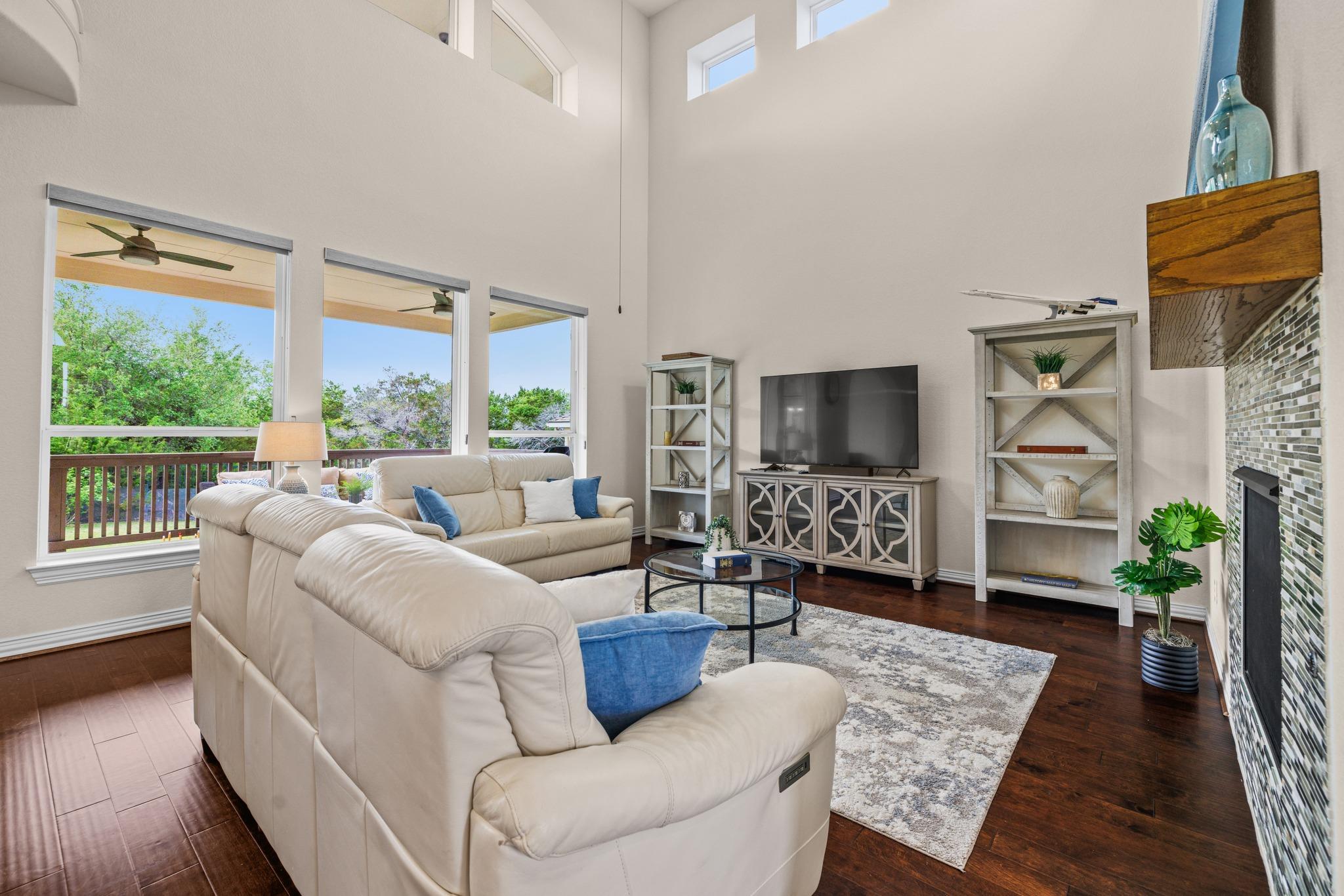 3914 Logan Ridge DR