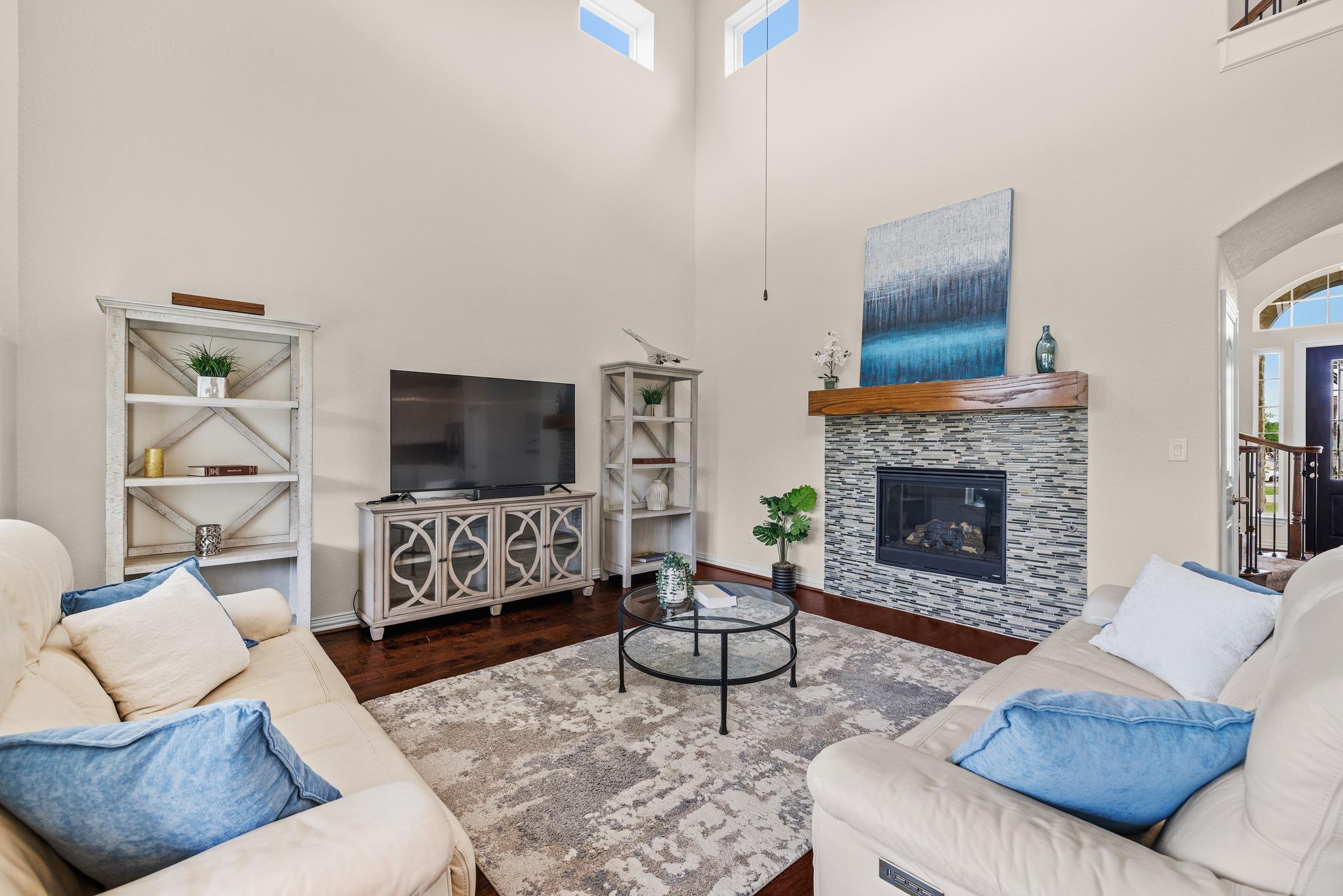 3914 Logan Ridge DR