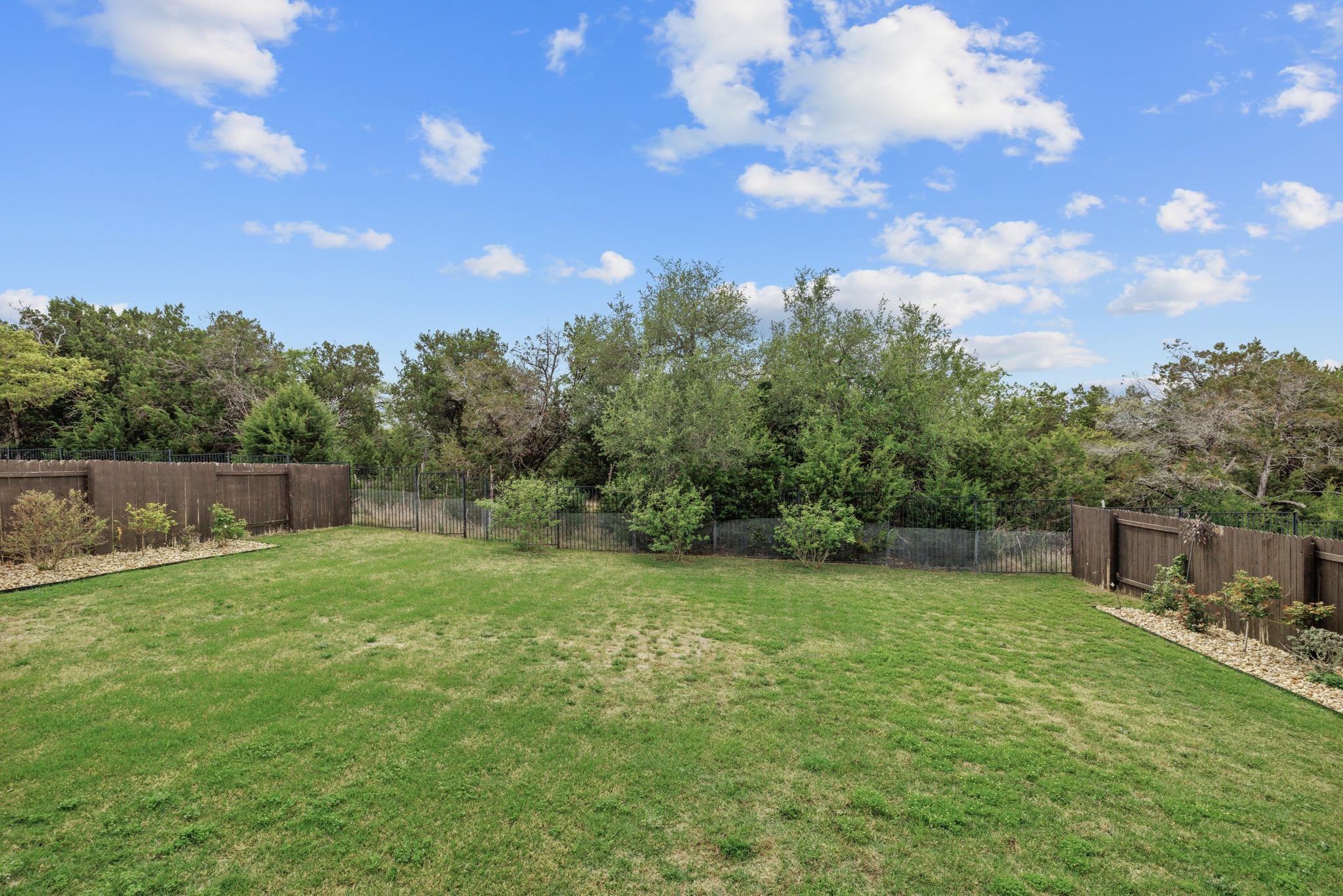 3914 Logan Ridge DR