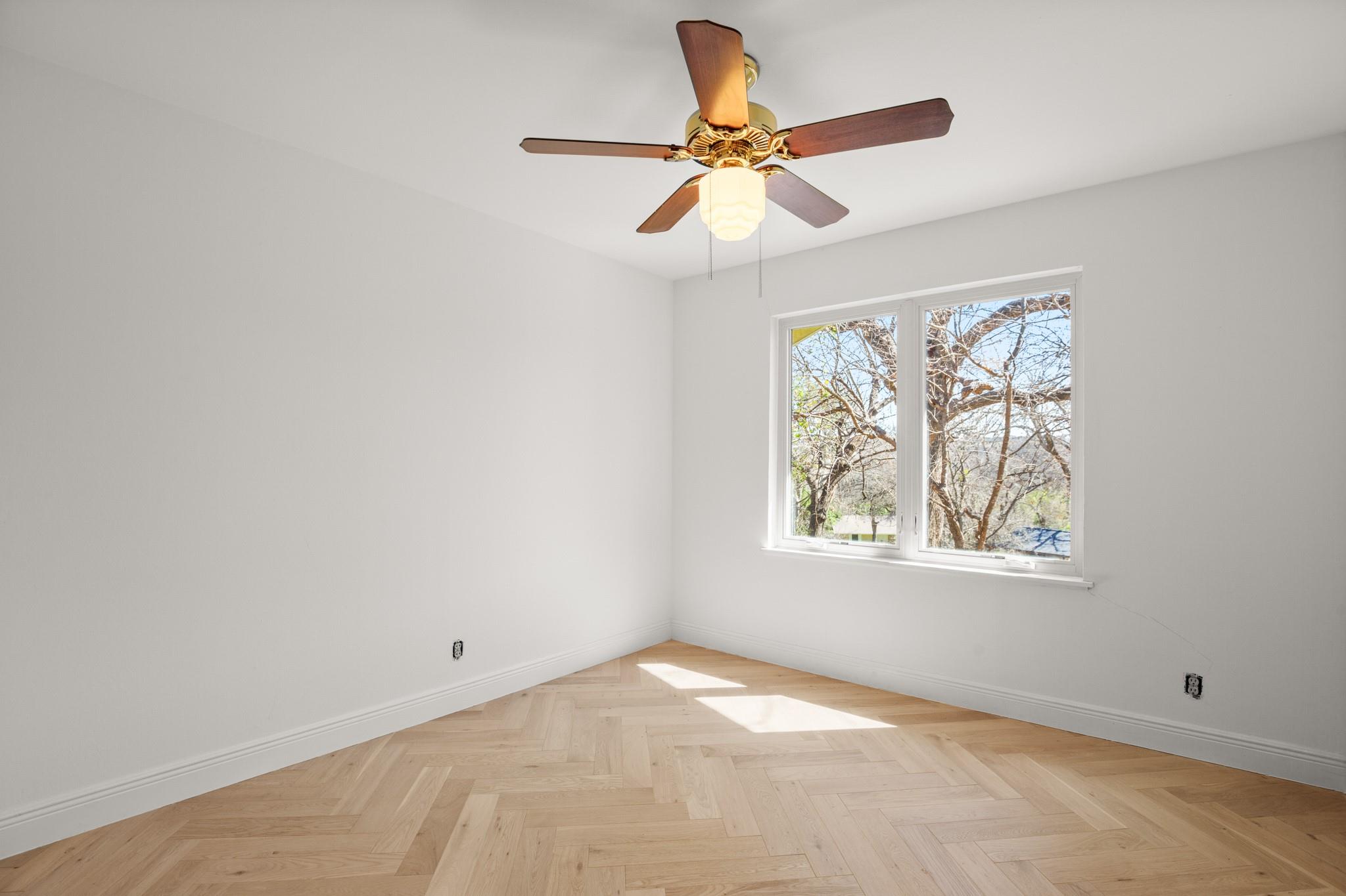 1617 Elmhurst DR, Austin