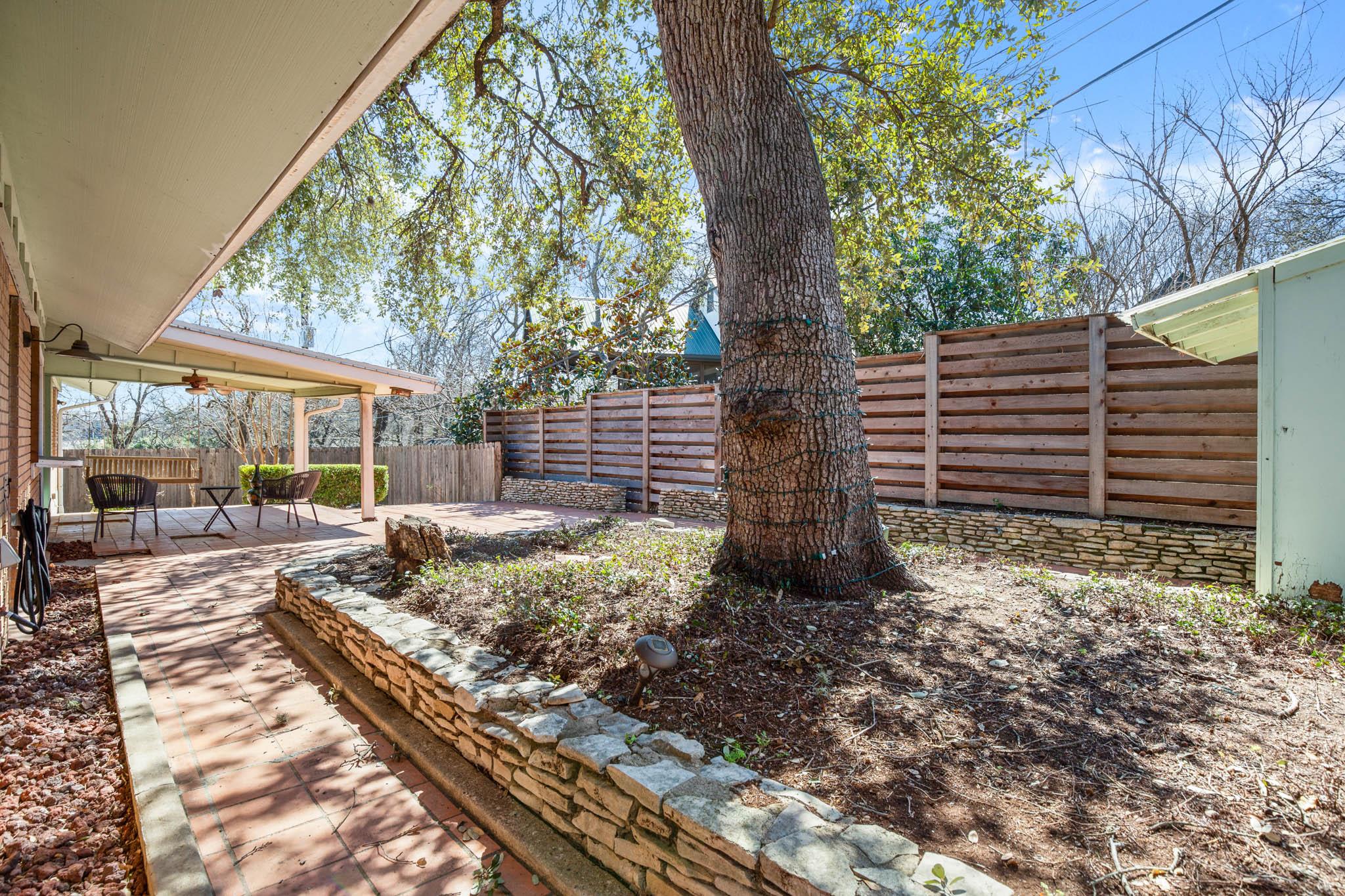 1617 Elmhurst DR, Austin