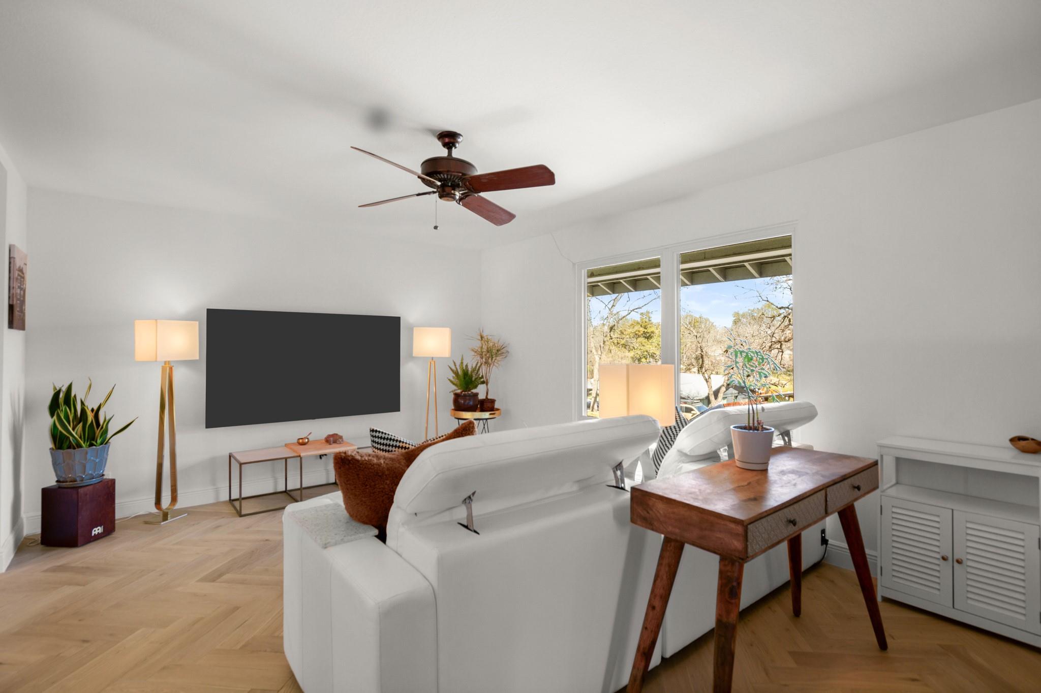 1617 Elmhurst DR, Austin