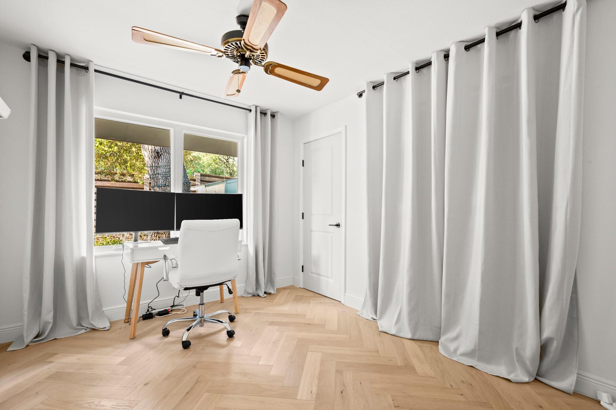 1617 Elmhurst DR, Austin