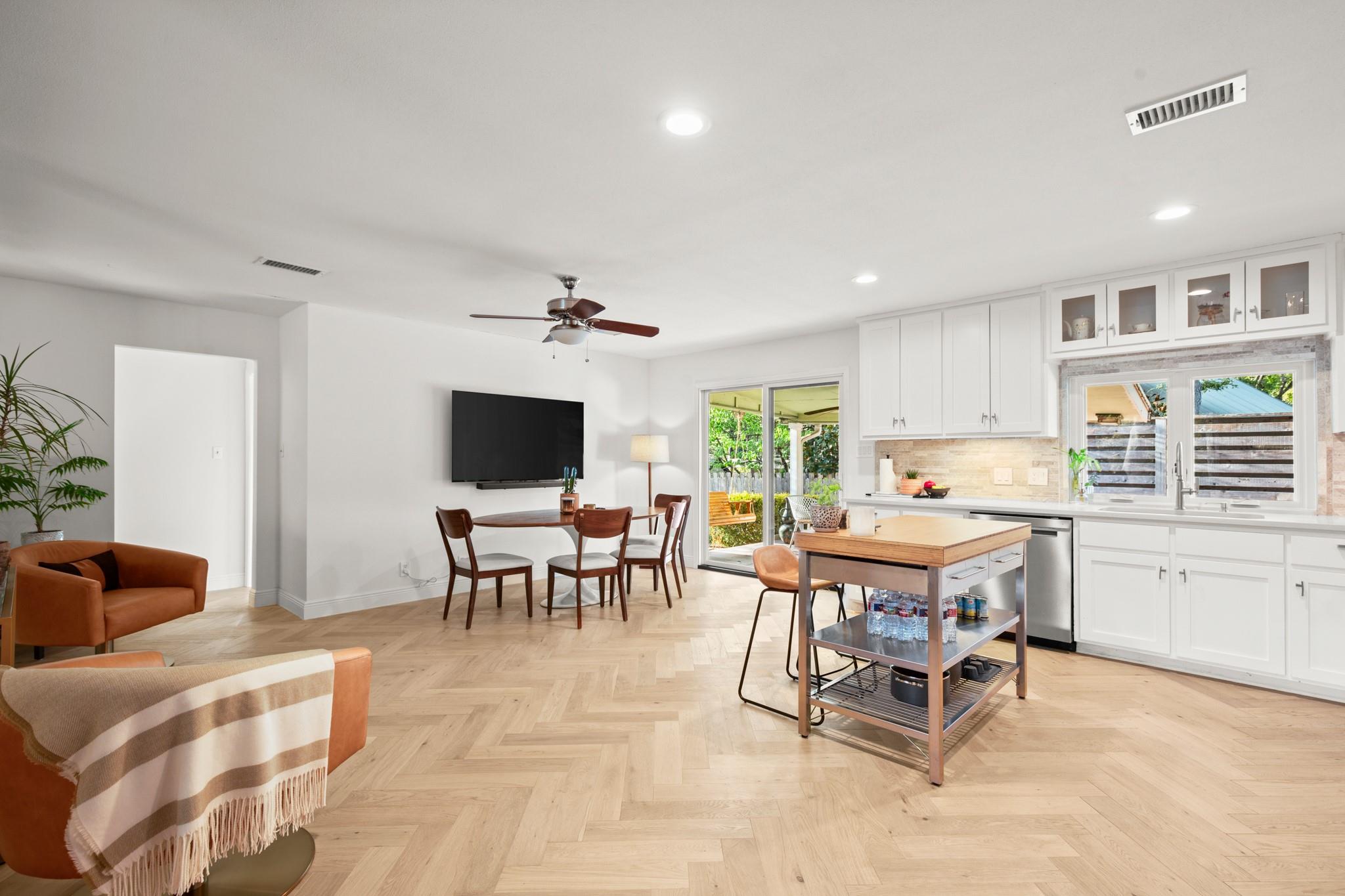 1617 Elmhurst DR, Austin