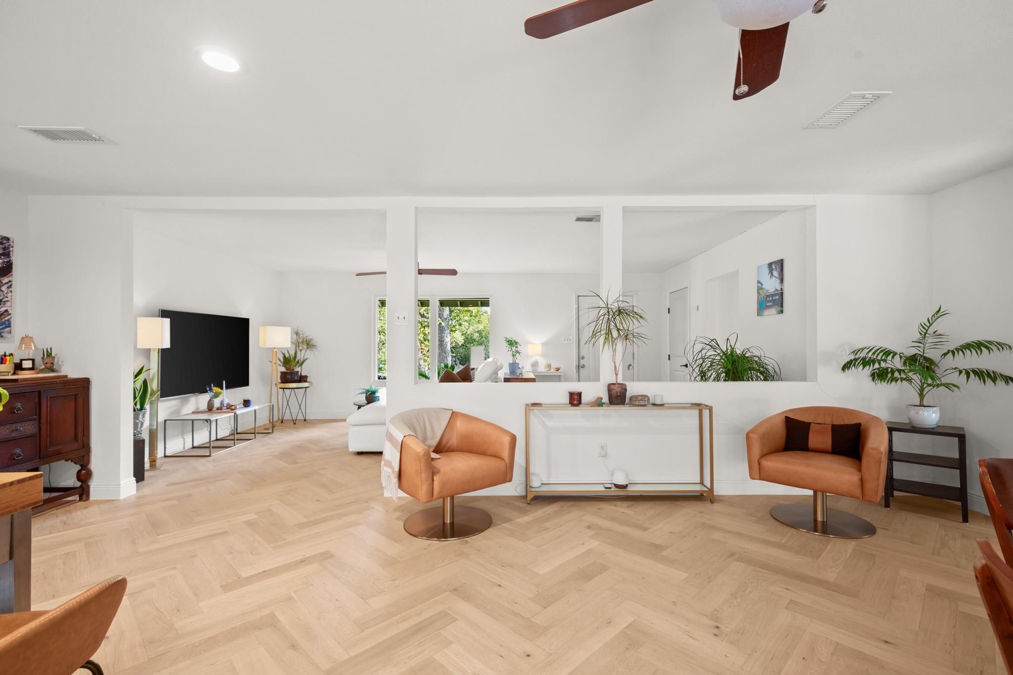 1617 Elmhurst DR, Austin