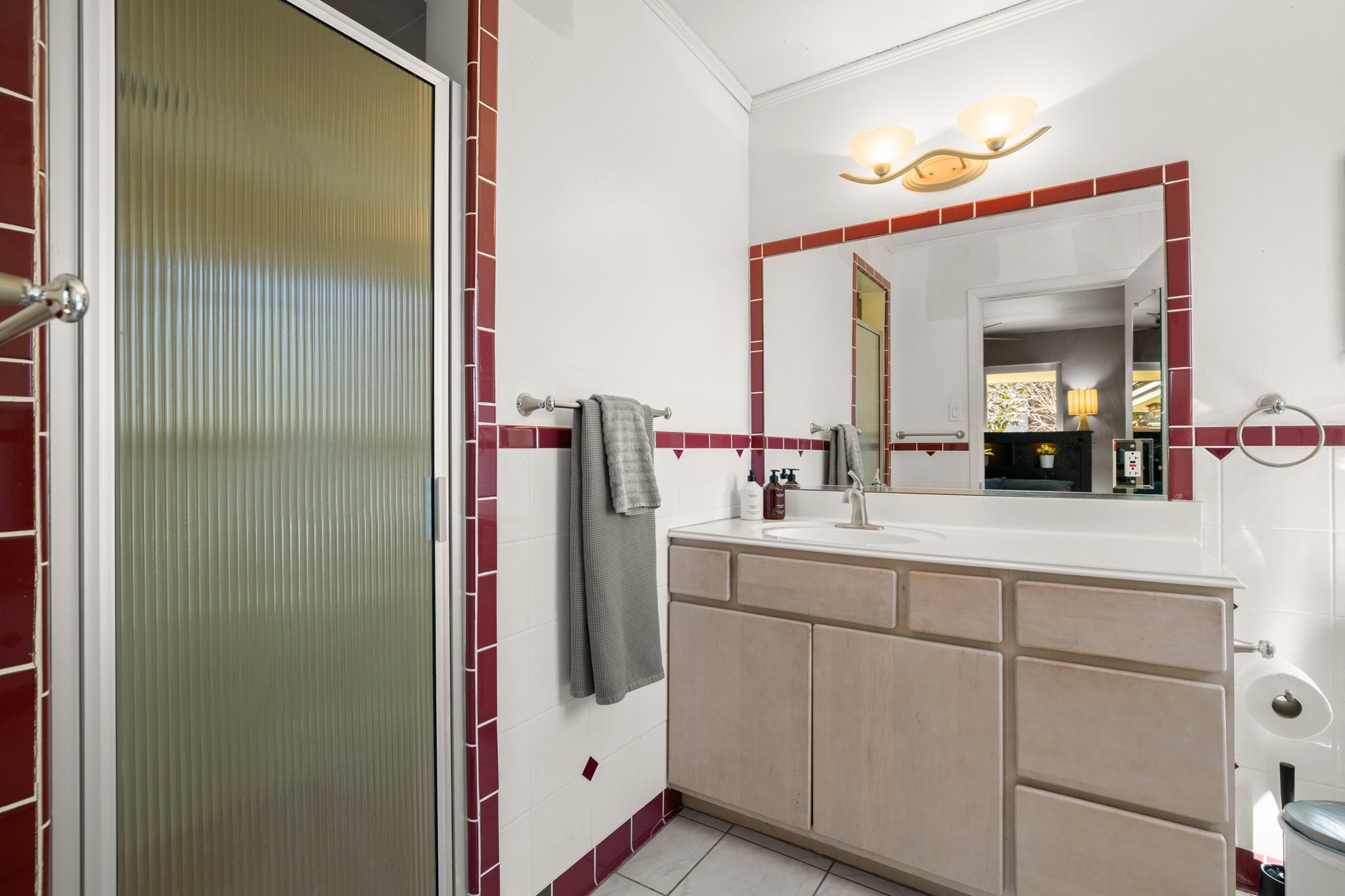 1617 Elmhurst DR, Austin