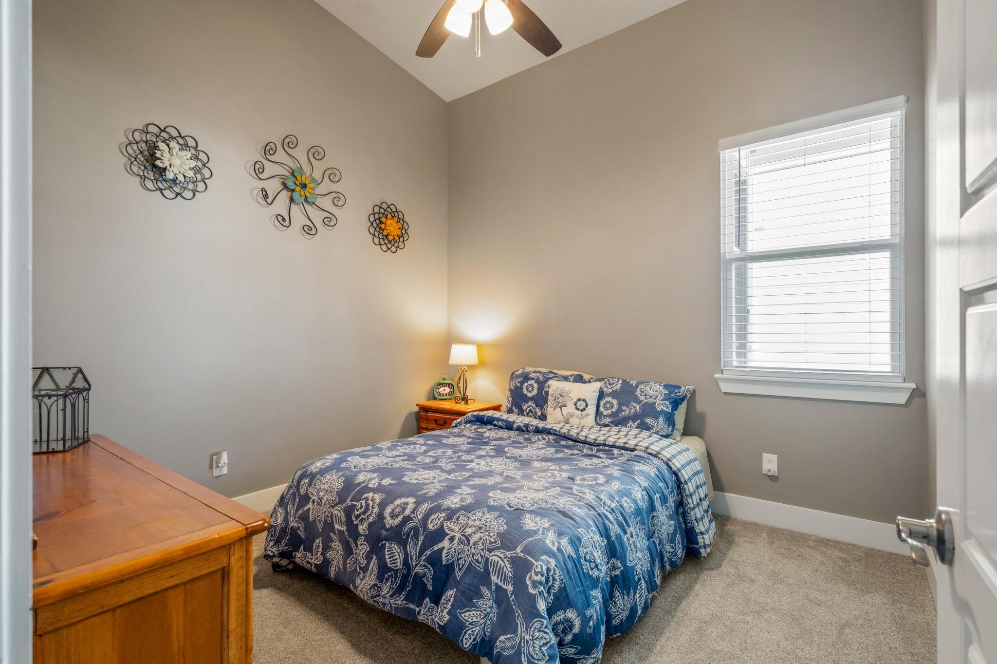 177 Mokulua LN