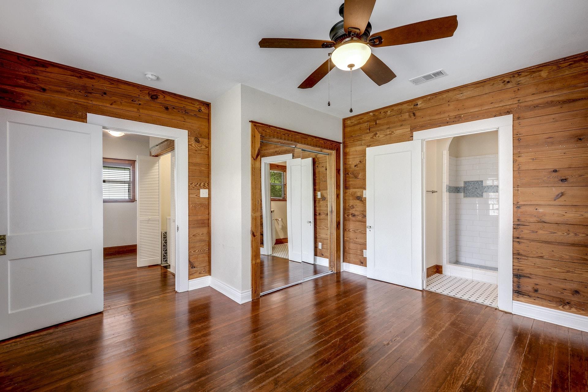 21300 Crestmont # B