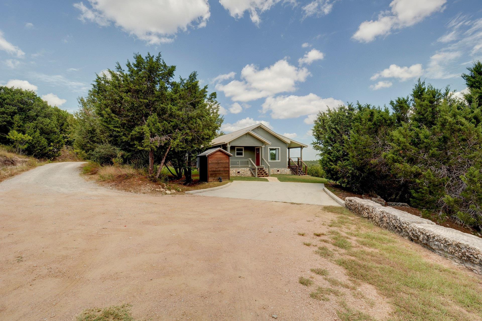21300 Crestmont # B