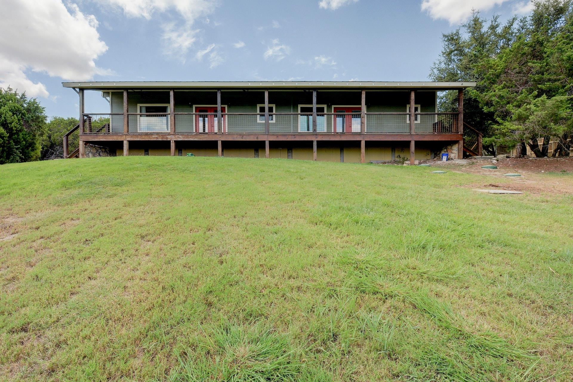 21300 Crestmont # B