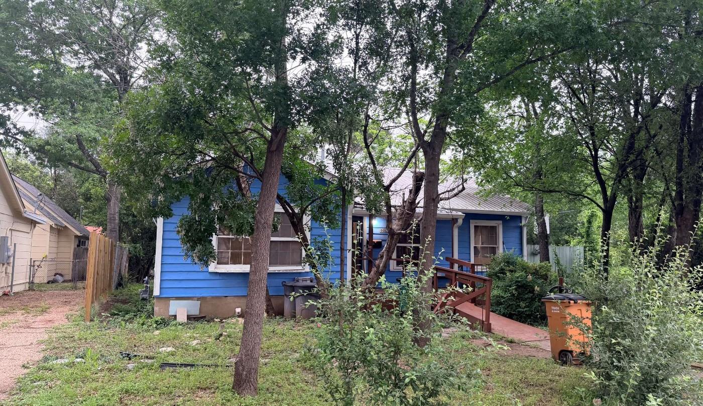 5214 Duval ST
