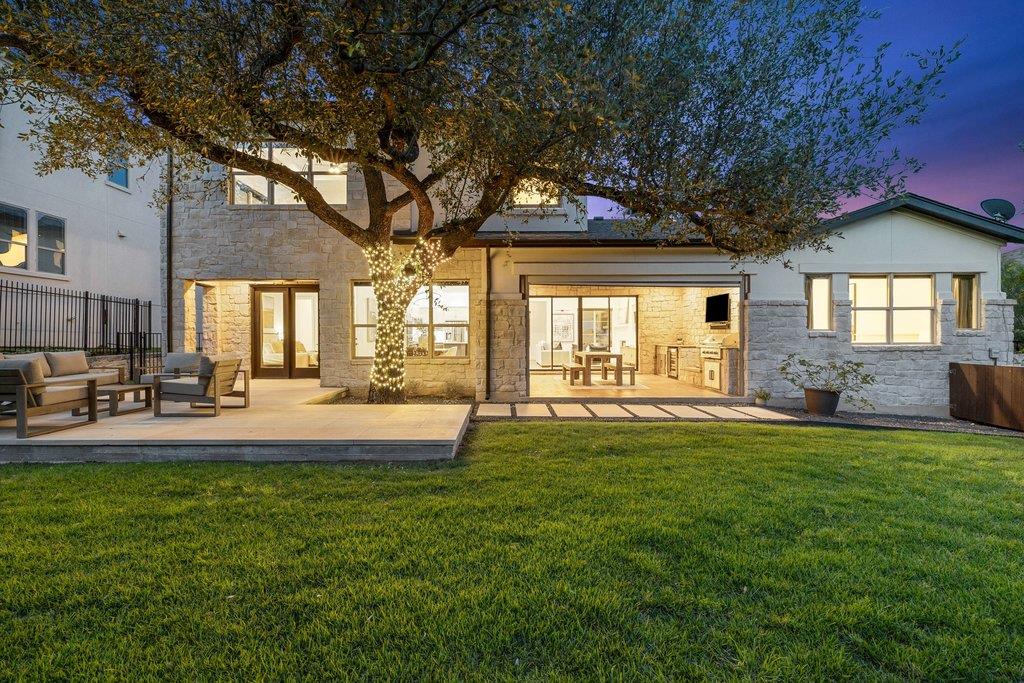712 Crestone Stream DR