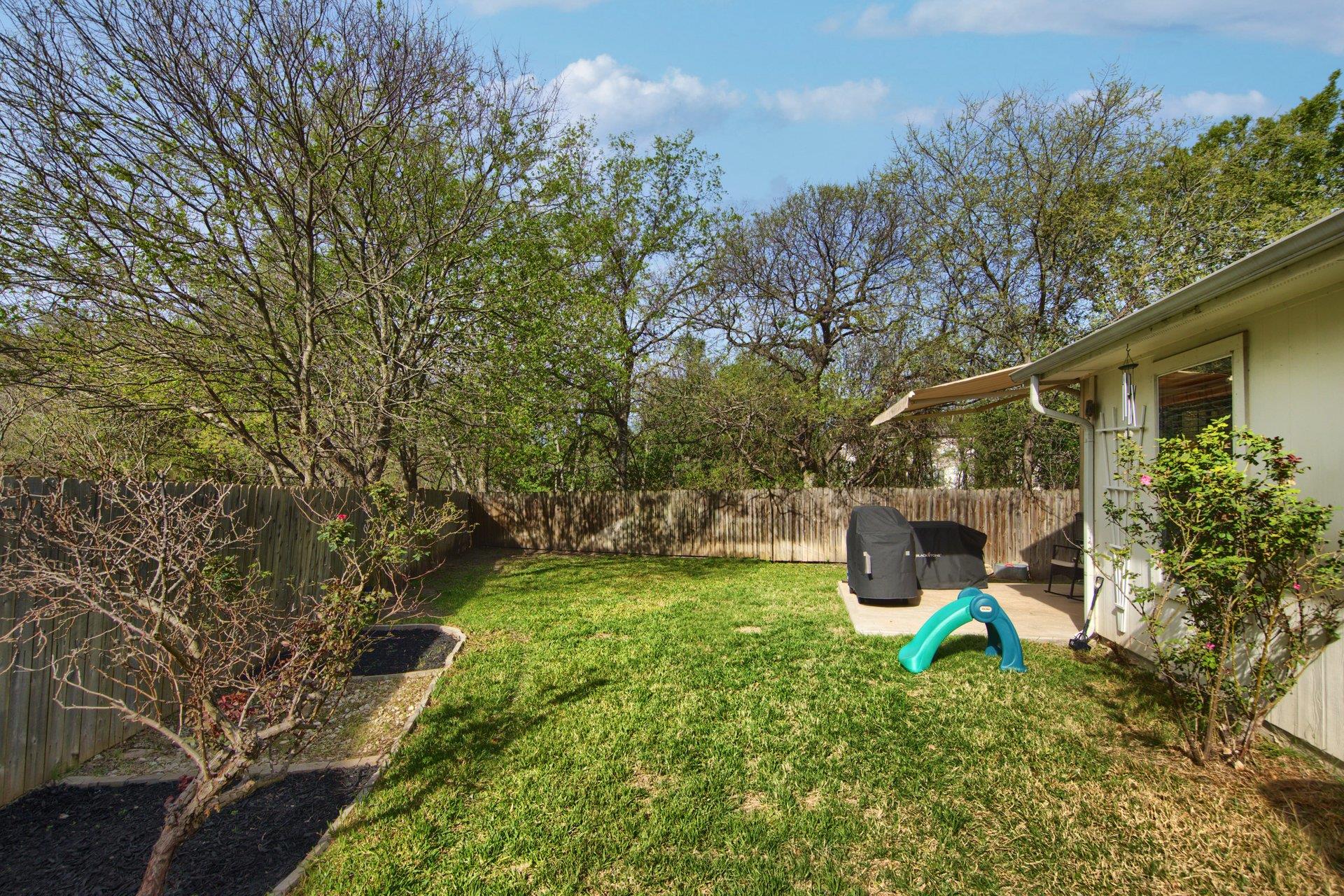 8804 Dittmar Oaks DR
