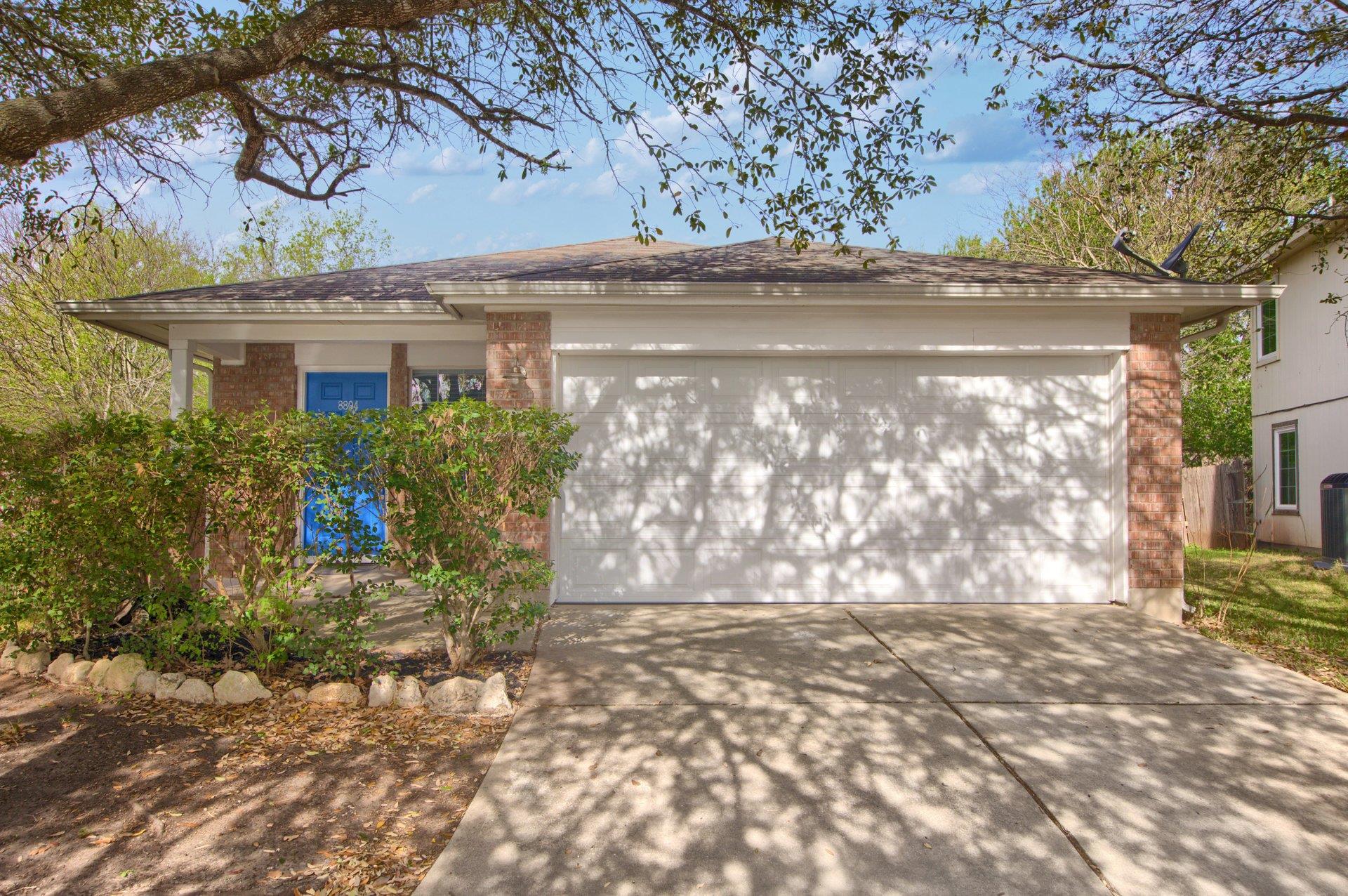 8804 Dittmar Oaks DR