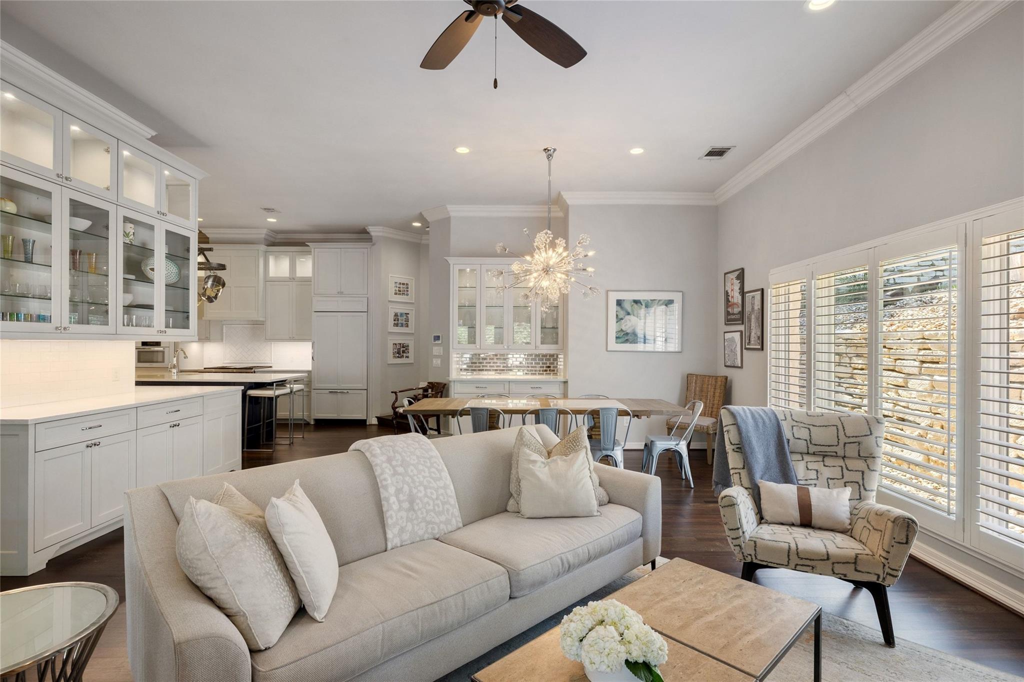 3904 Bonnell DR