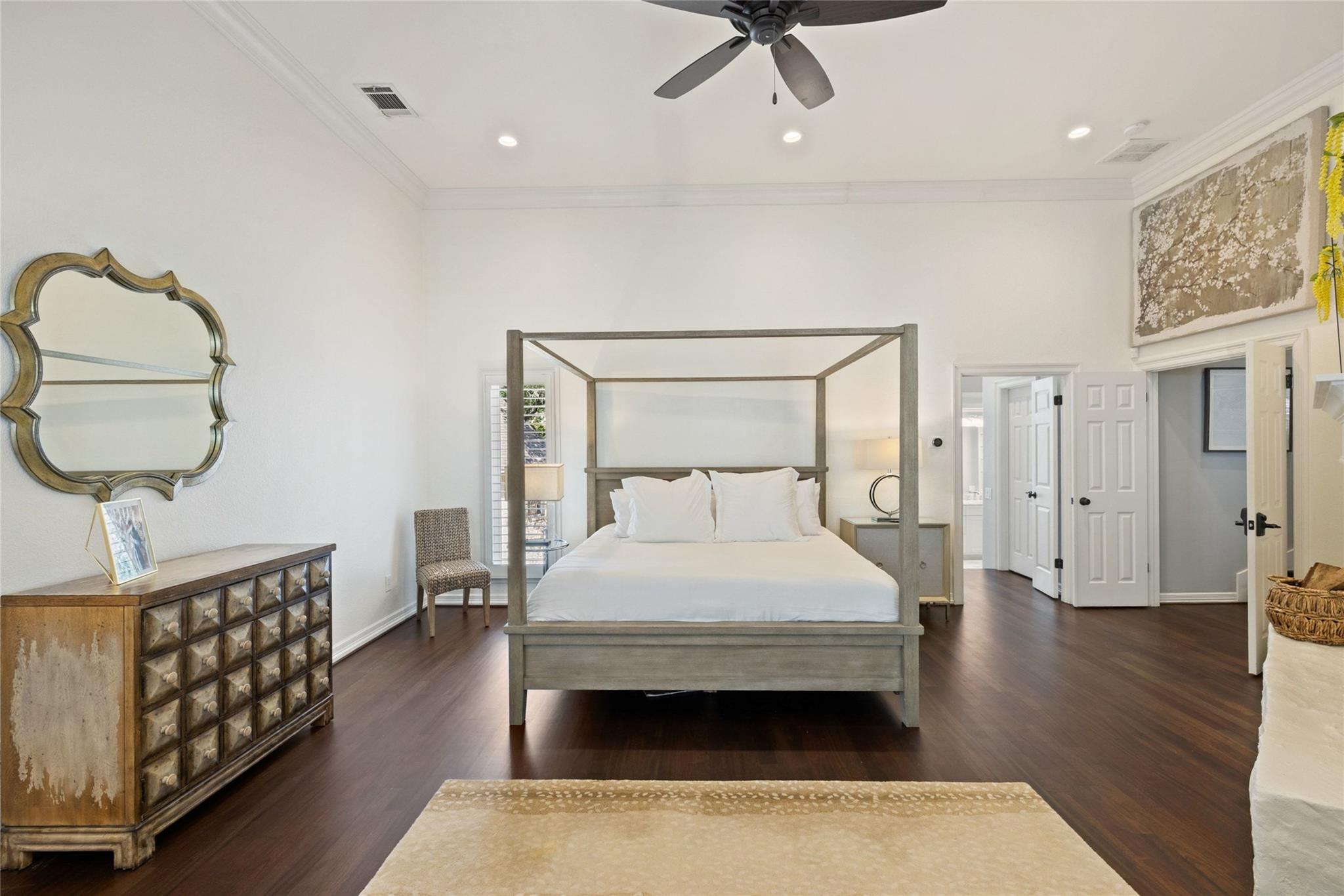 3904 Bonnell DR