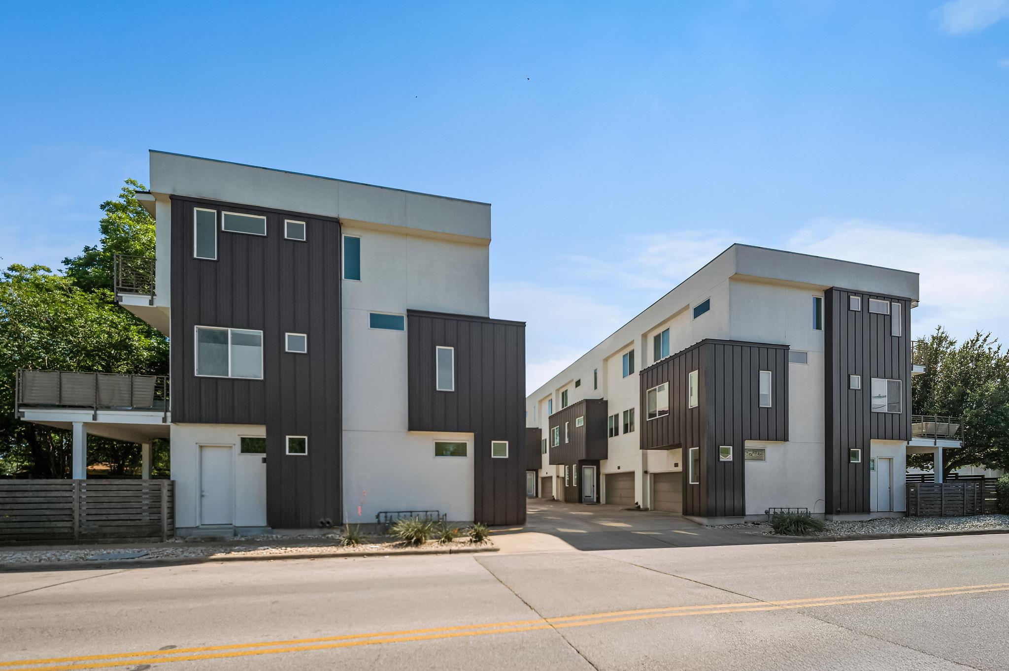 1801 E 2nd ST # 9