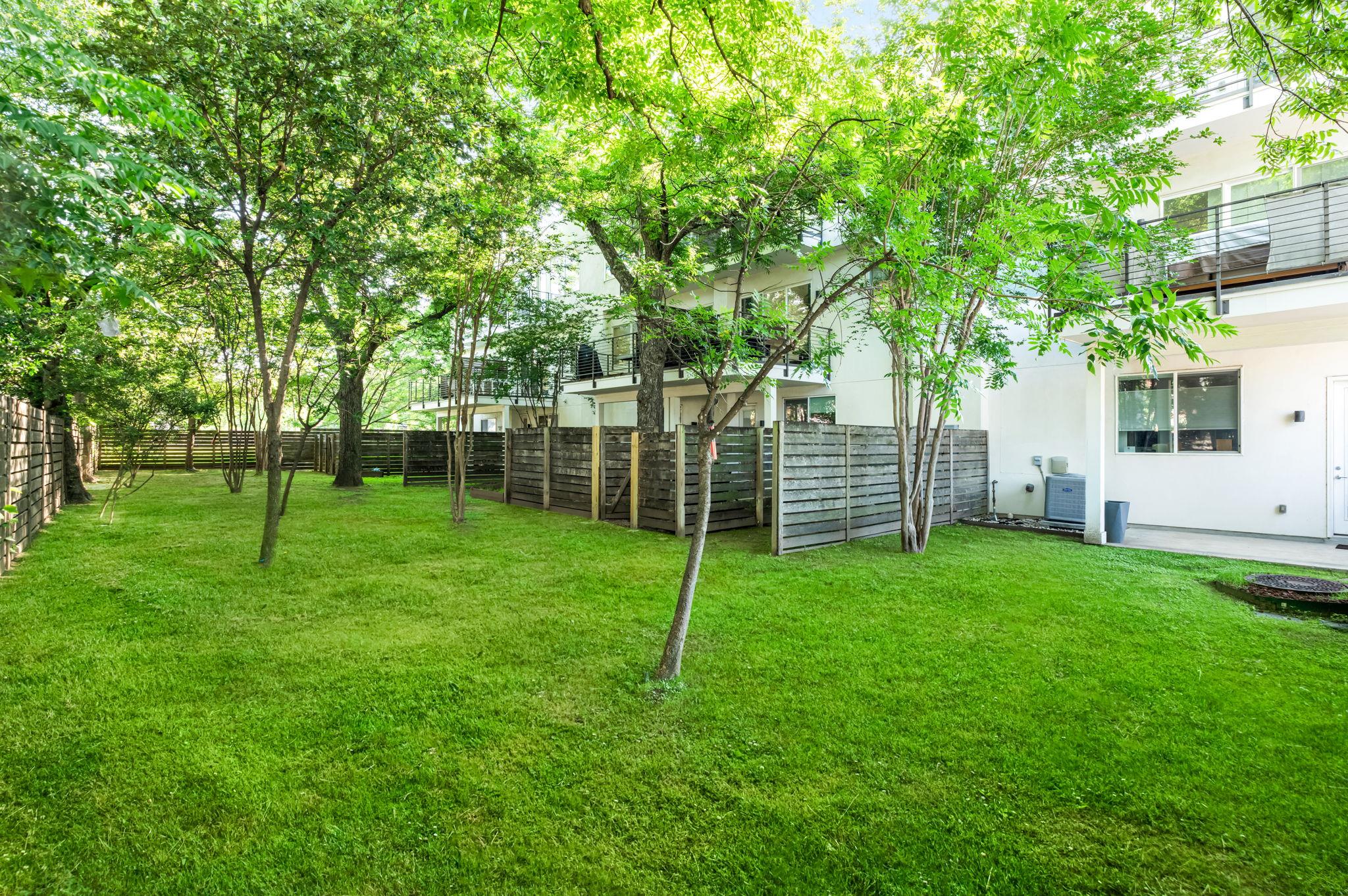 1801 E 2nd ST # 9