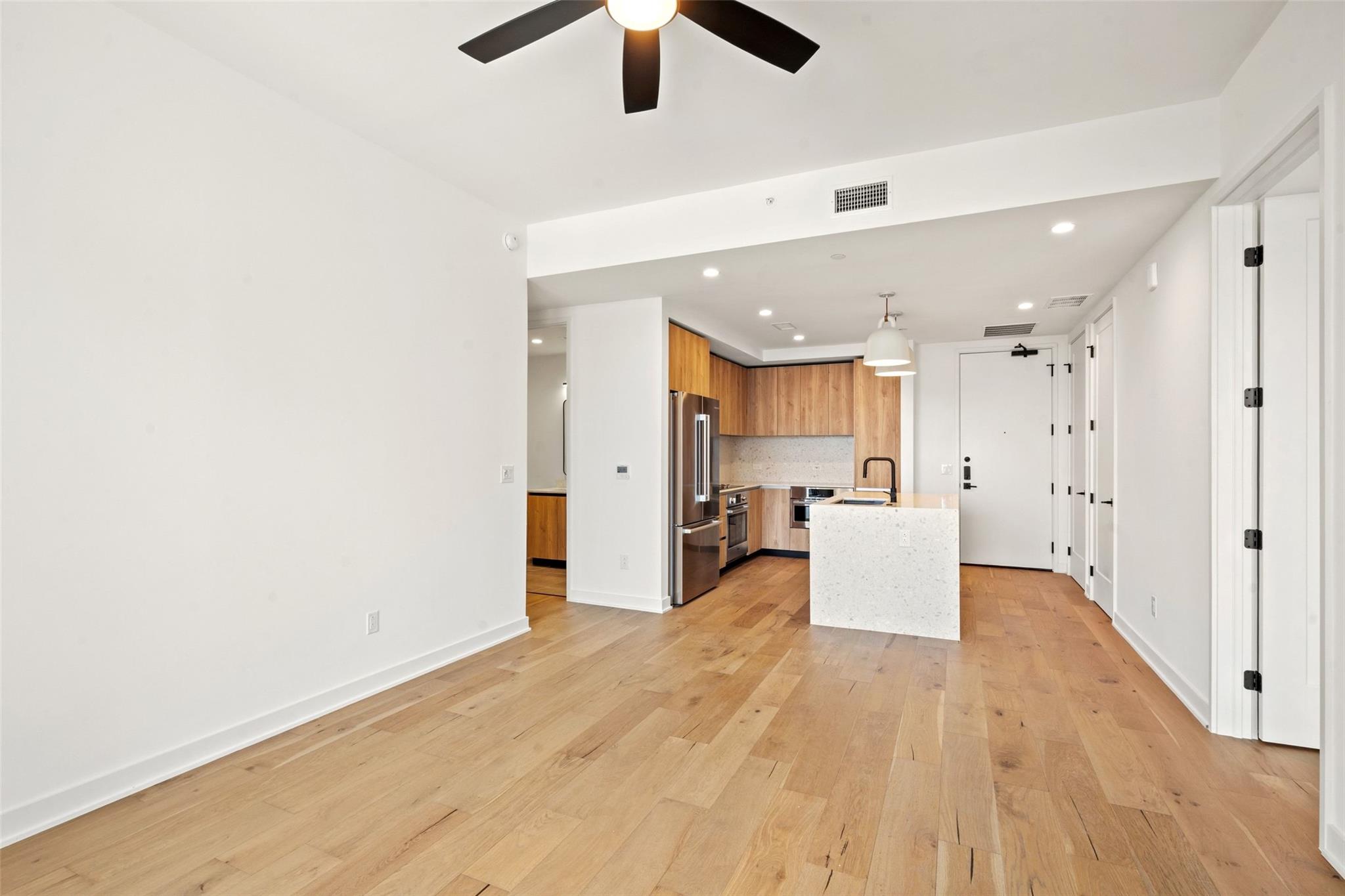84 East Ave # 1803