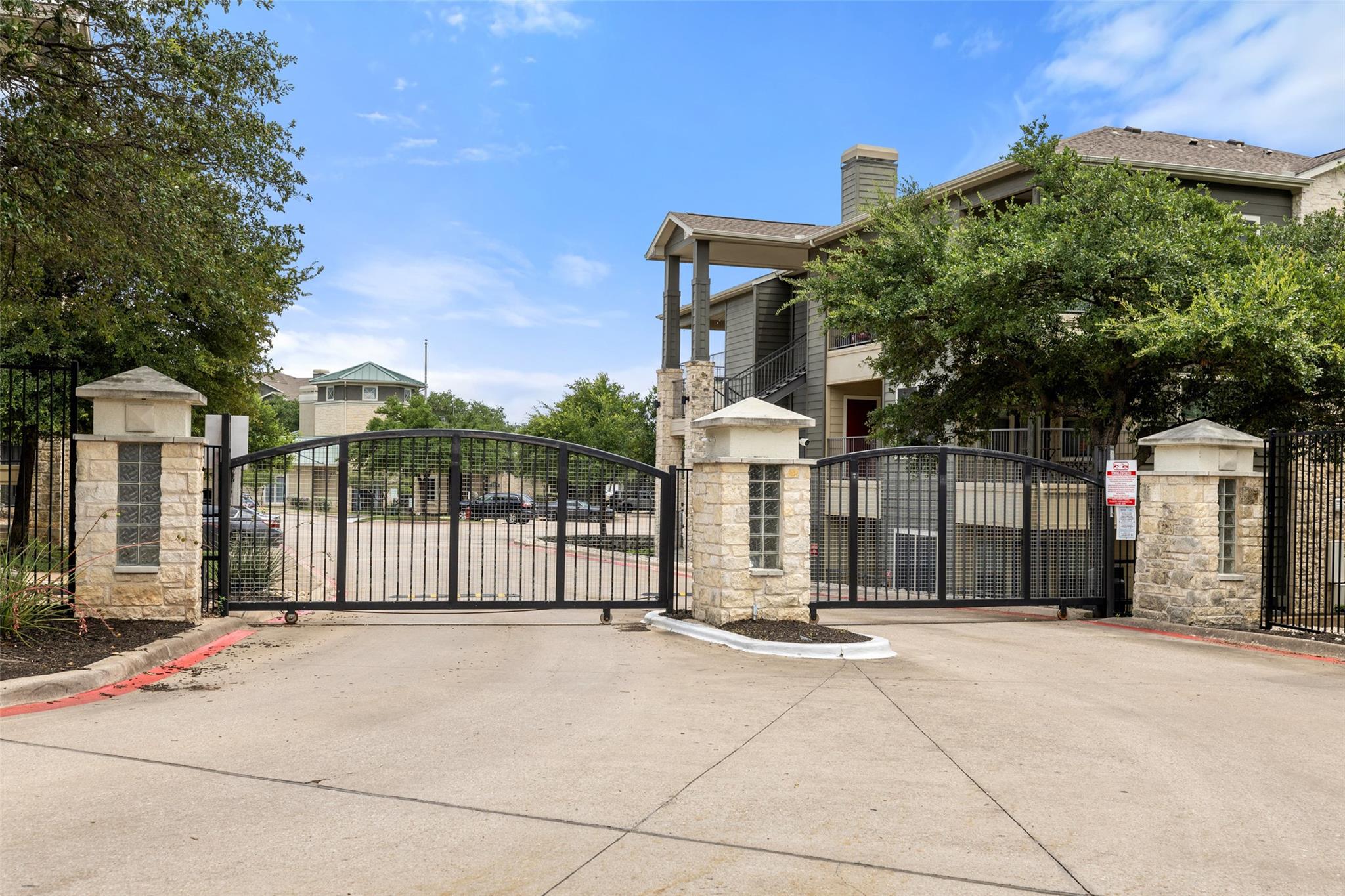2320 Gracy Farms LN # 323