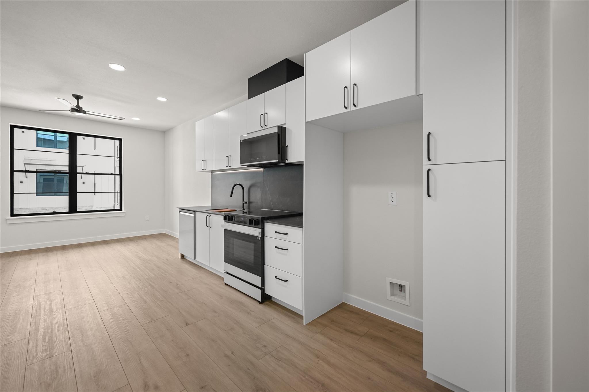 634 Central PKWY # 1204